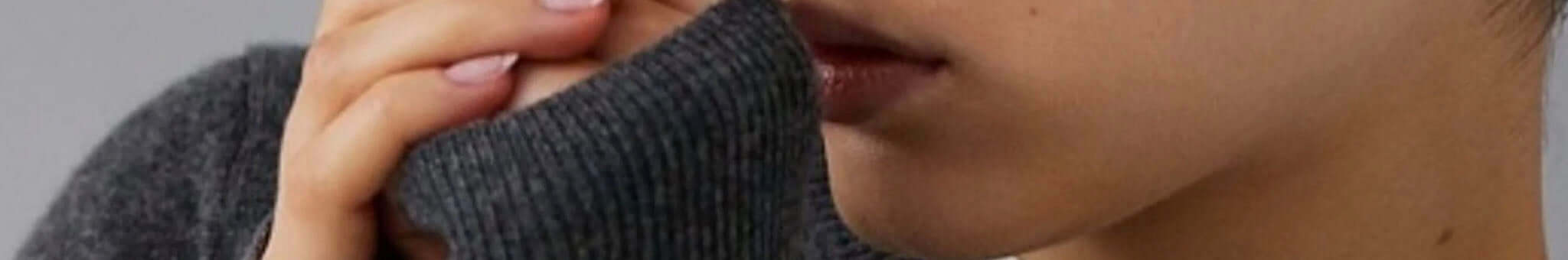 The Uniform London timeless contemporary capsule wardrobe knit sweater close-up clean elegant casual confident style