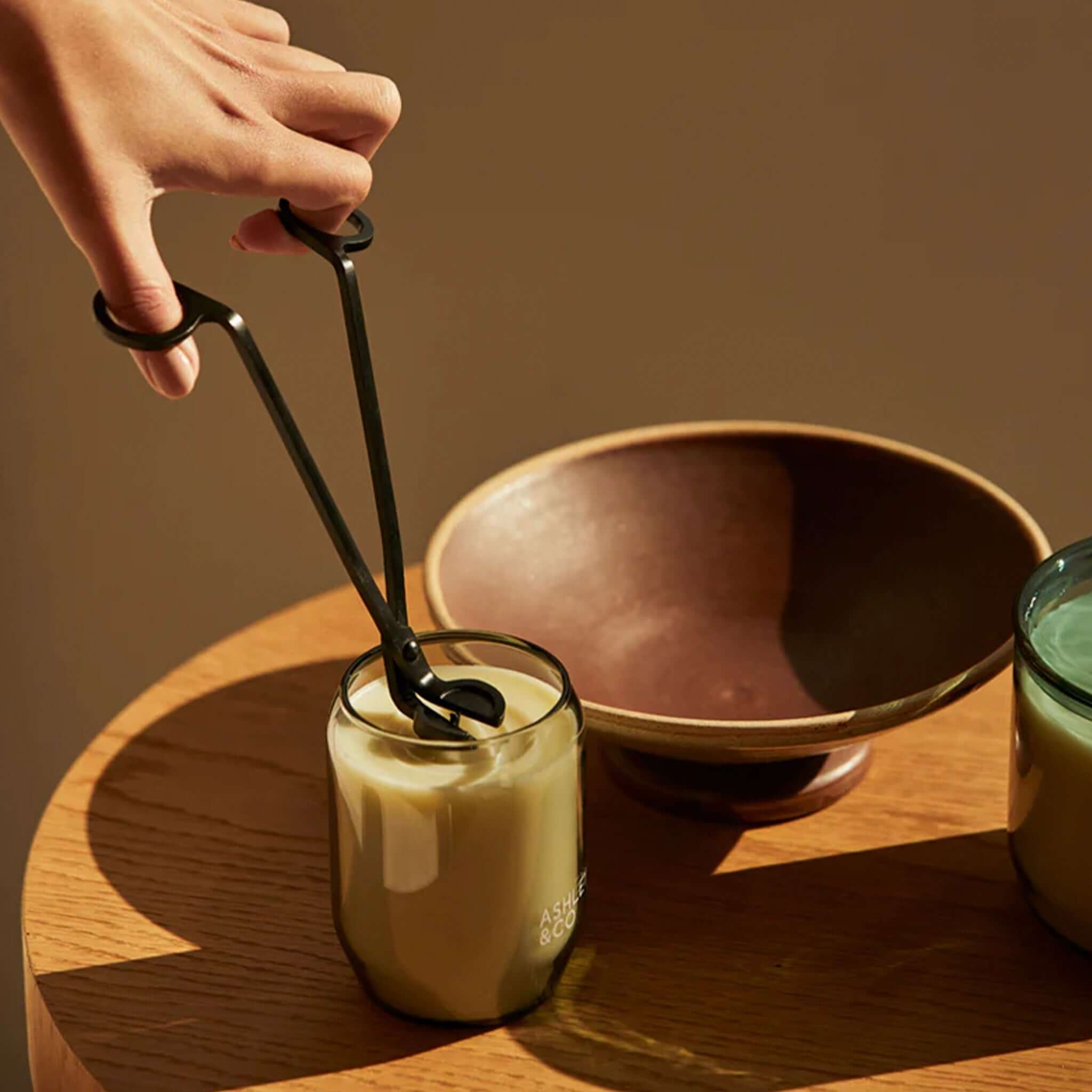 Alt Tag: Ashley & Co Snippy Wick Trimmer trimming candle wick, matte black metal 17.5cm tool for clean even burn and maximum scent throw