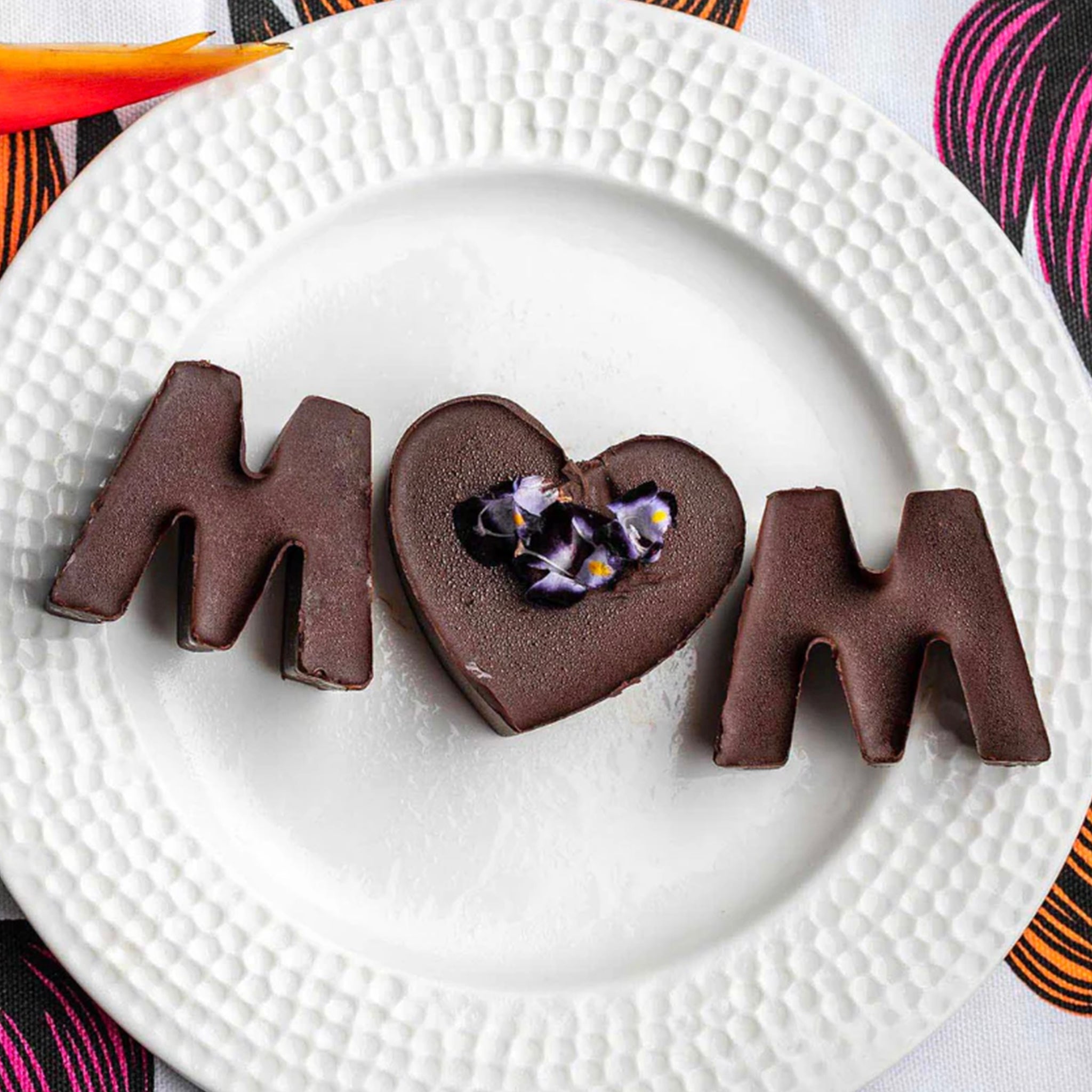 Drinks Plinks Silicone Ice / Baking Tray - M is for Mum Pink