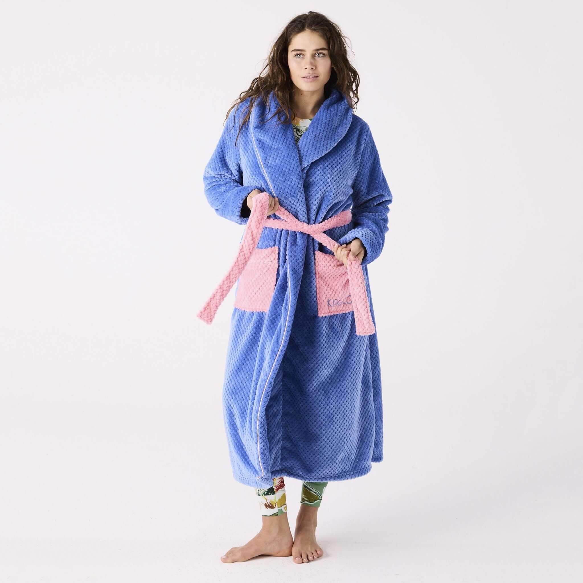 Alt Tag: Kip & Co Cosy Robe - Pie in the Sky quilted French blue robe with soft pink patch pockets and waist tie
