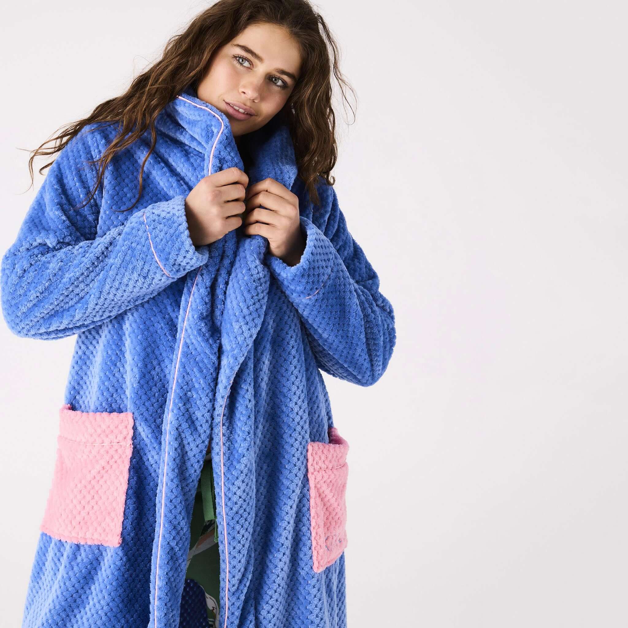 Alt Tag: Kip & Co Cosy Robe - Pie in the Sky quilted French blue robe with pink patch pockets and waist tie, plush cosy fit