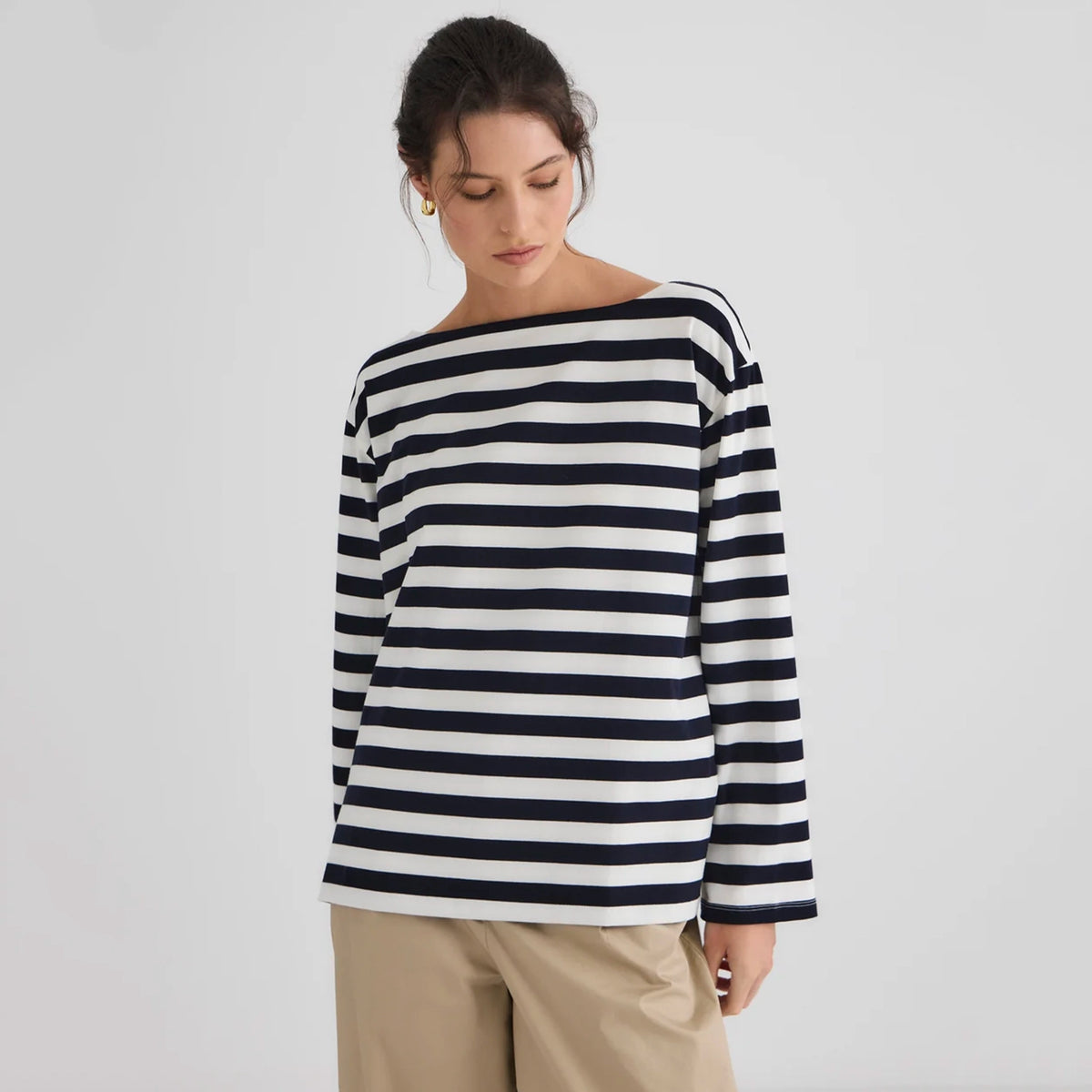Laing Pablo Stripe T-Shirt - Dark Navy & White worn by a model