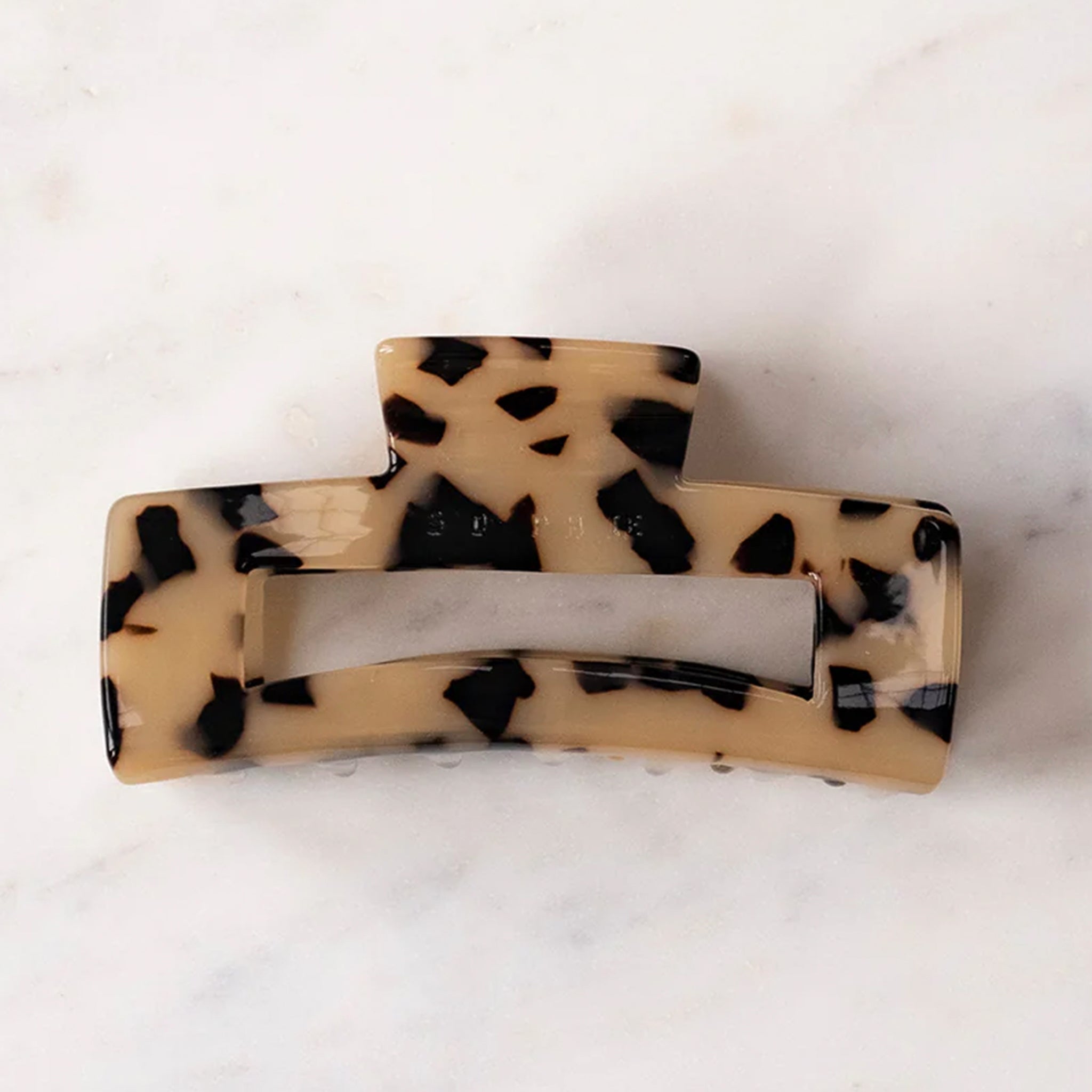 Sophie Claw Clip Large - Light Tort - Tea Pea Home