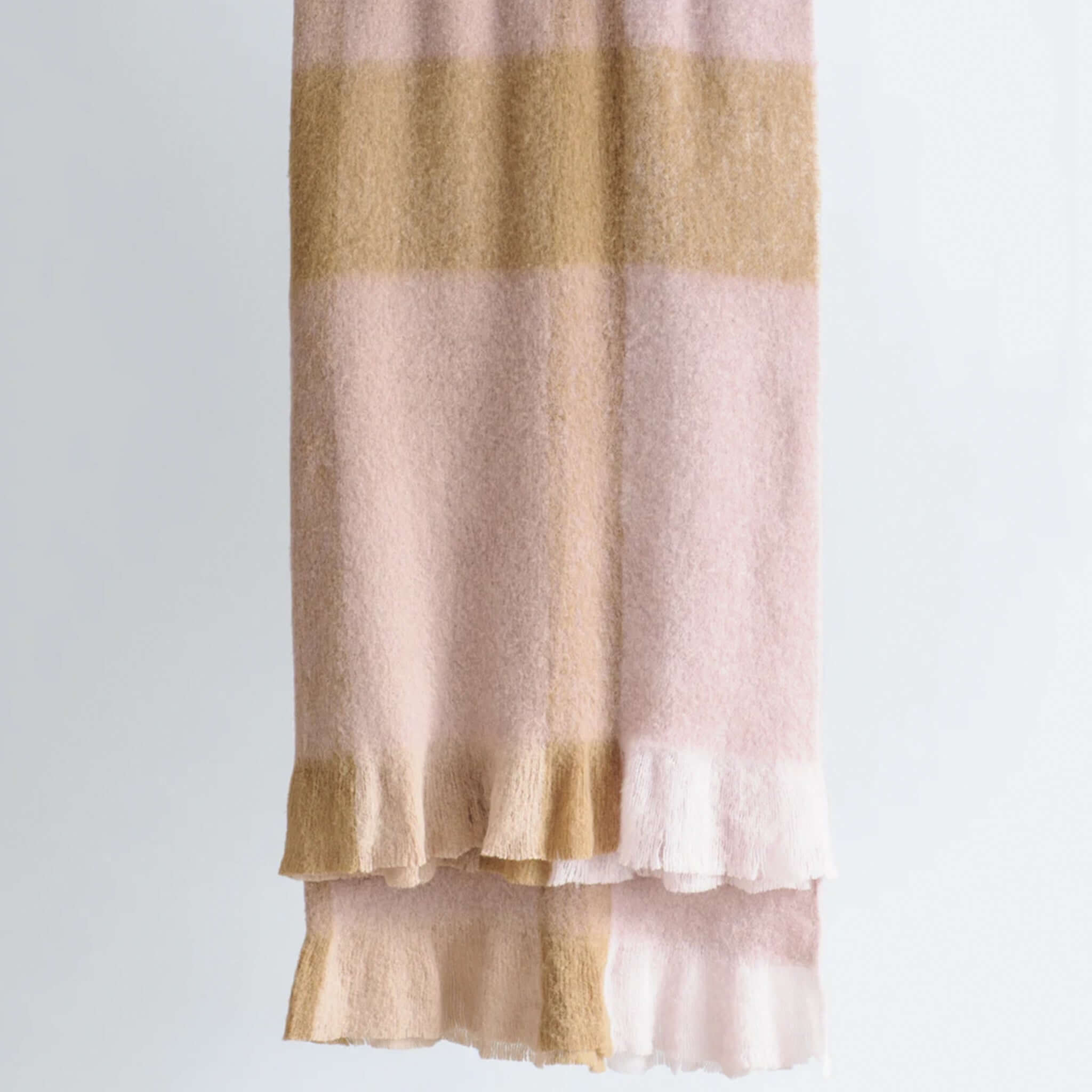 Bianca Lorenne Komichi Throw - Old Rose in soft, warm brushed wool with bold check pattern, ideal for cozying up.