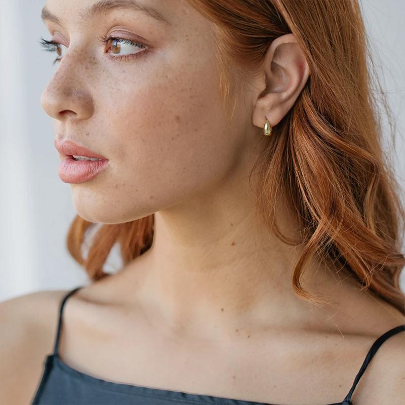 Sophie Huggie Earrings - Drop - Tea Pea Home