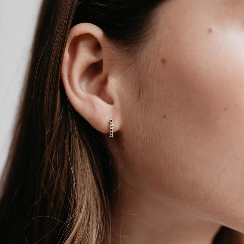 Sophie Huggie Earrings - Mini Rock Black - Tea Pea Home