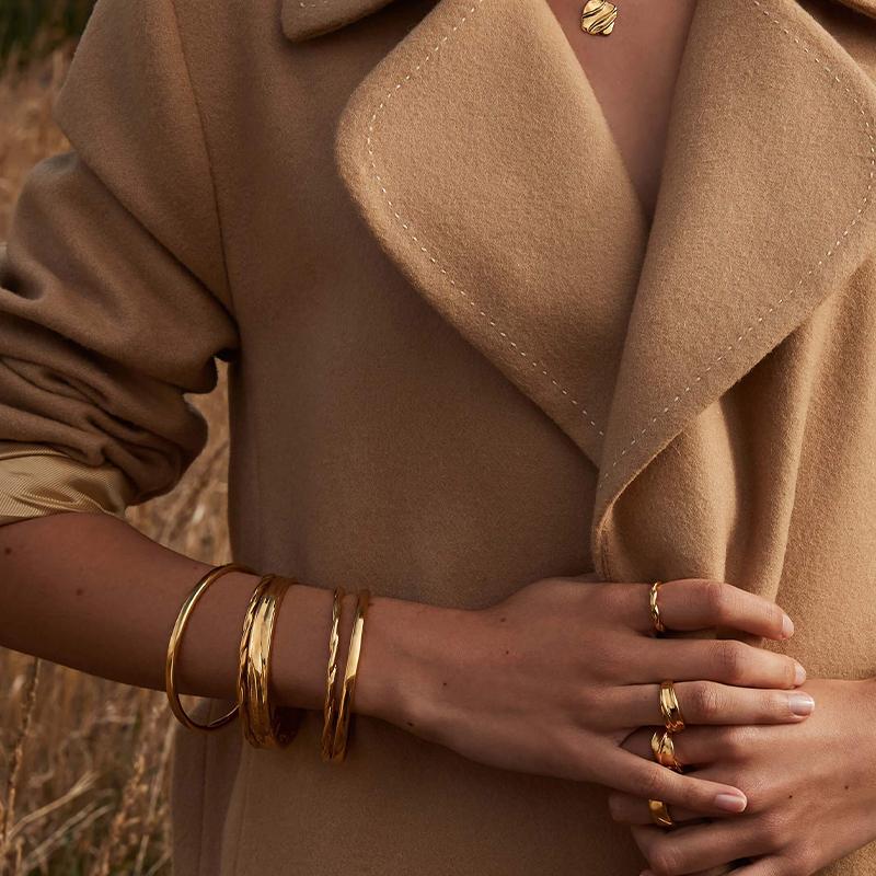 Kirstin Ash In Between Collection Fold Bangle - Tea Pea Home