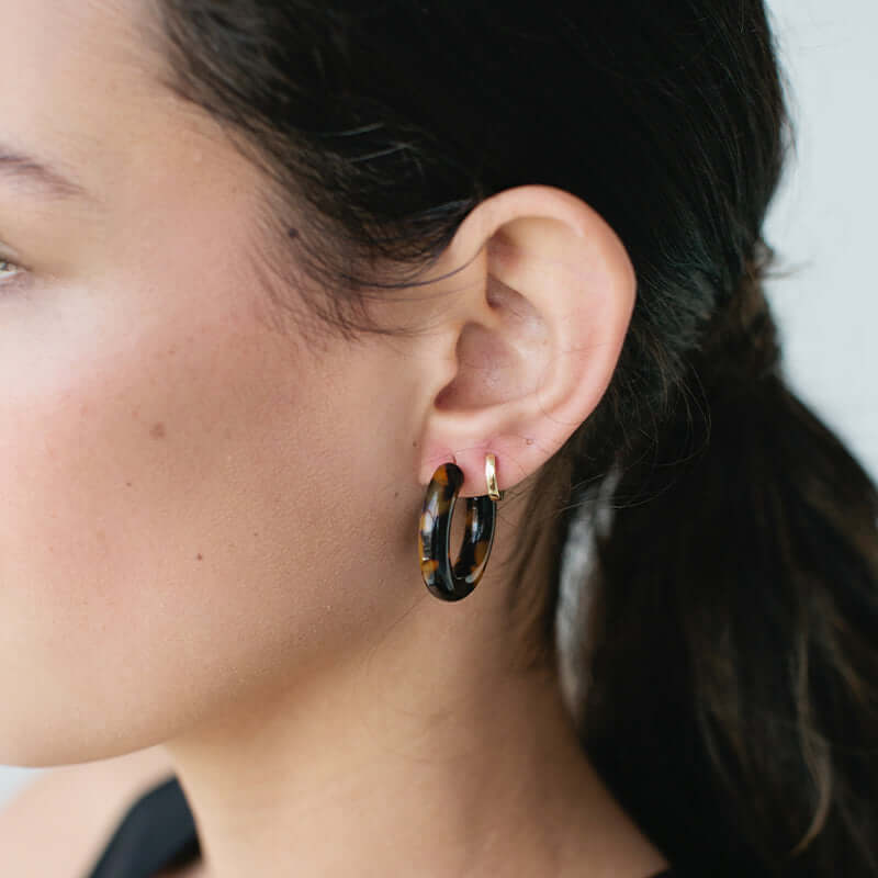 Sophie Baby Bold Hoop Earrings - small chunky tort hoop with stud back