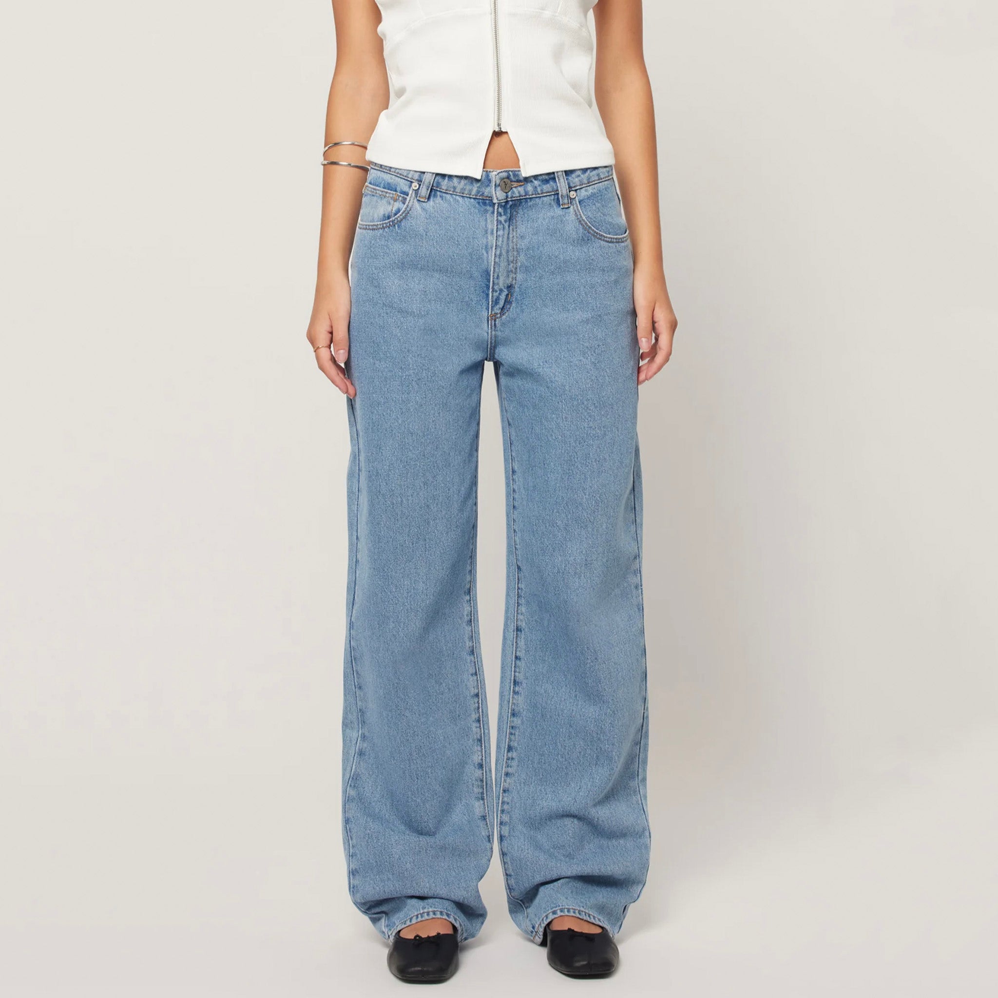 Abrand 95 Mid Baggy Gigi Jeans - Mid Blue