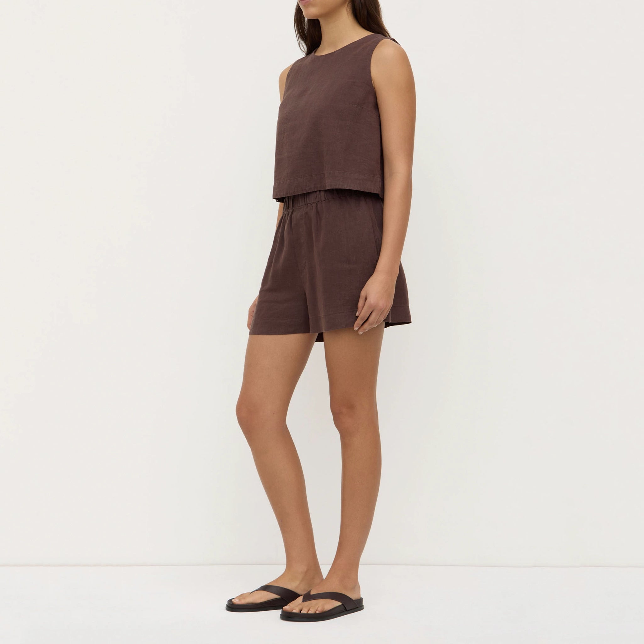 Assembly Label Everyday Linen Shorts - Ganache