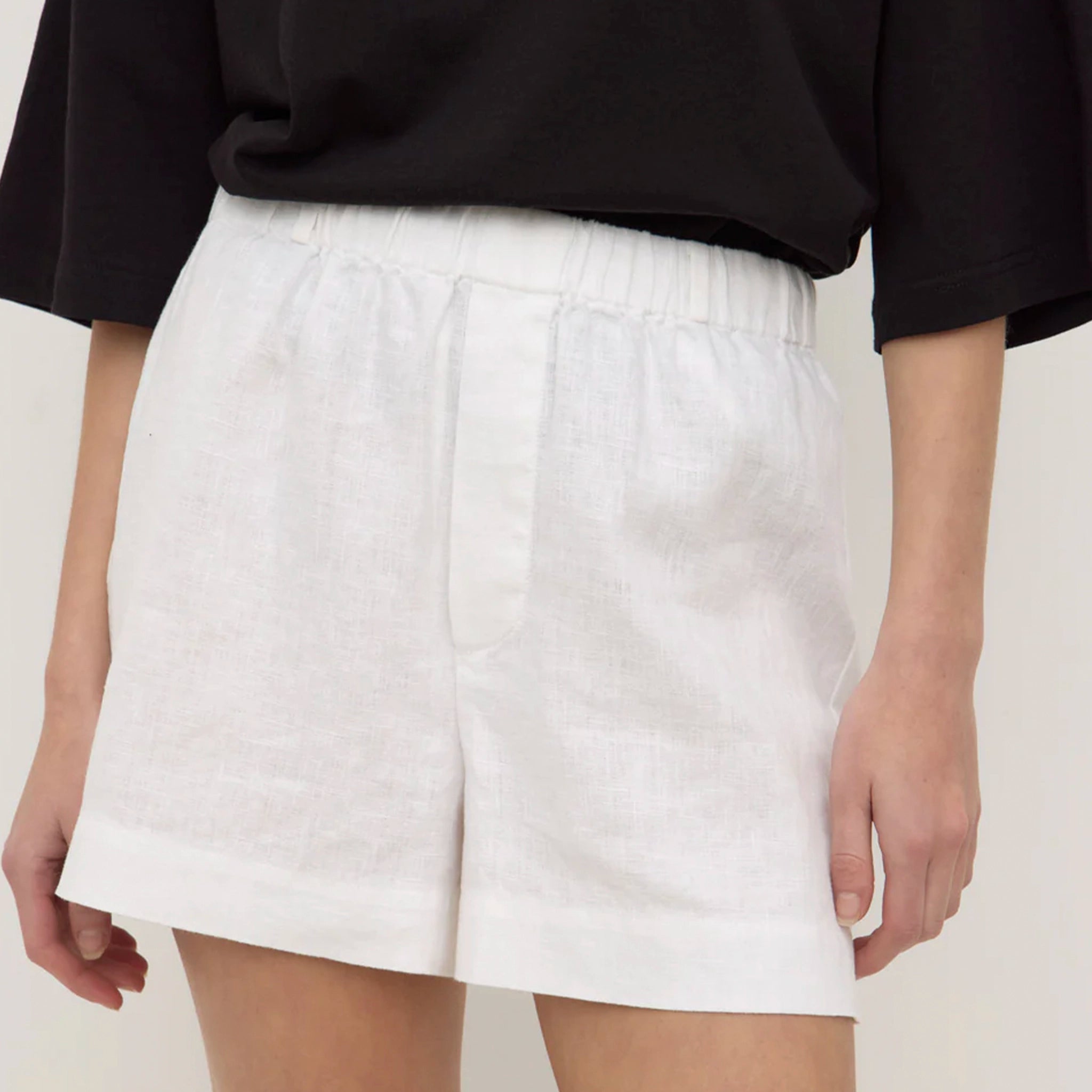 Assembly Label Everyday Linen Shorts - White