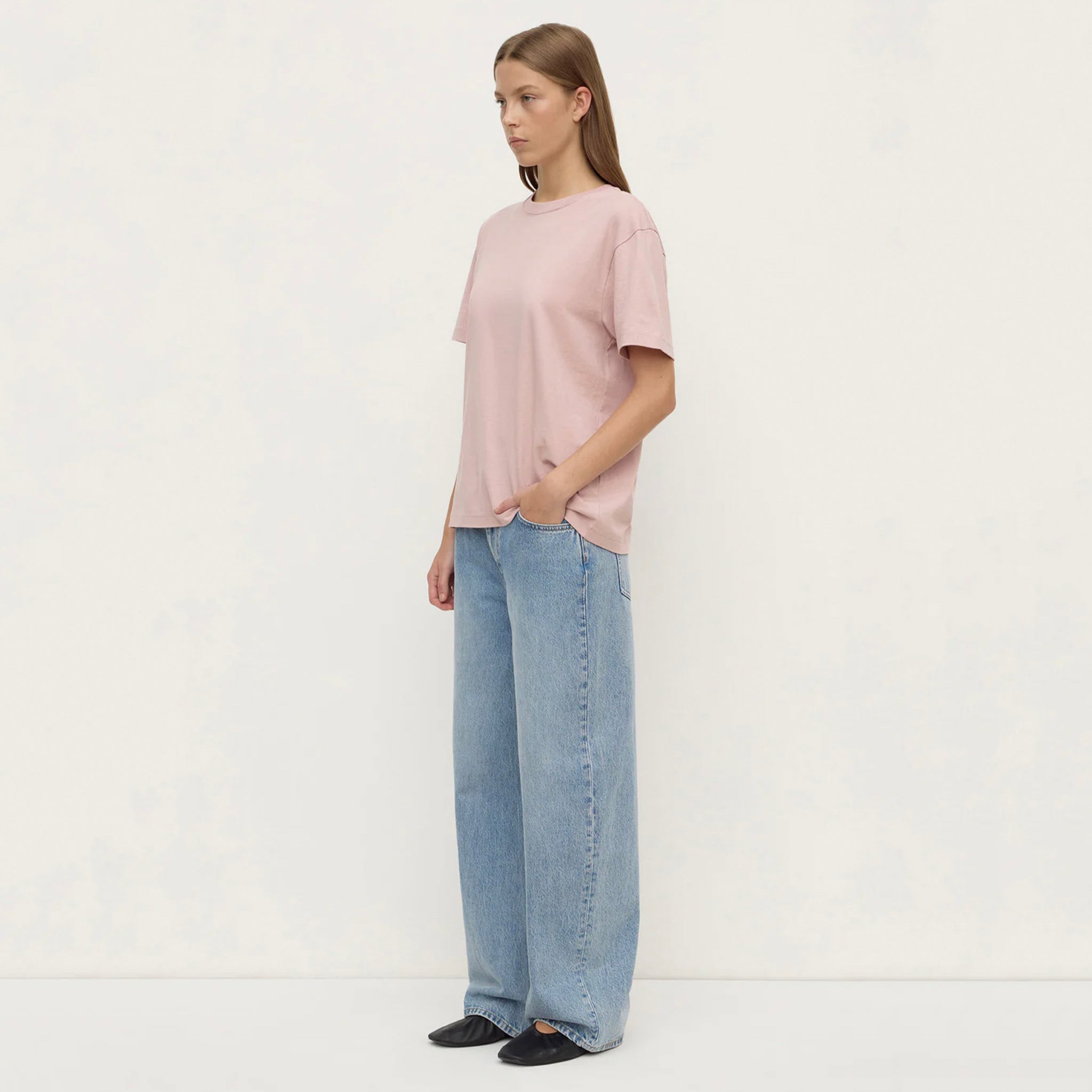 Alt Tag: Assembly Label Organic Cotton Base Tee - Blush relaxed crew neck organic cotton jersey t-shirt in blush on model