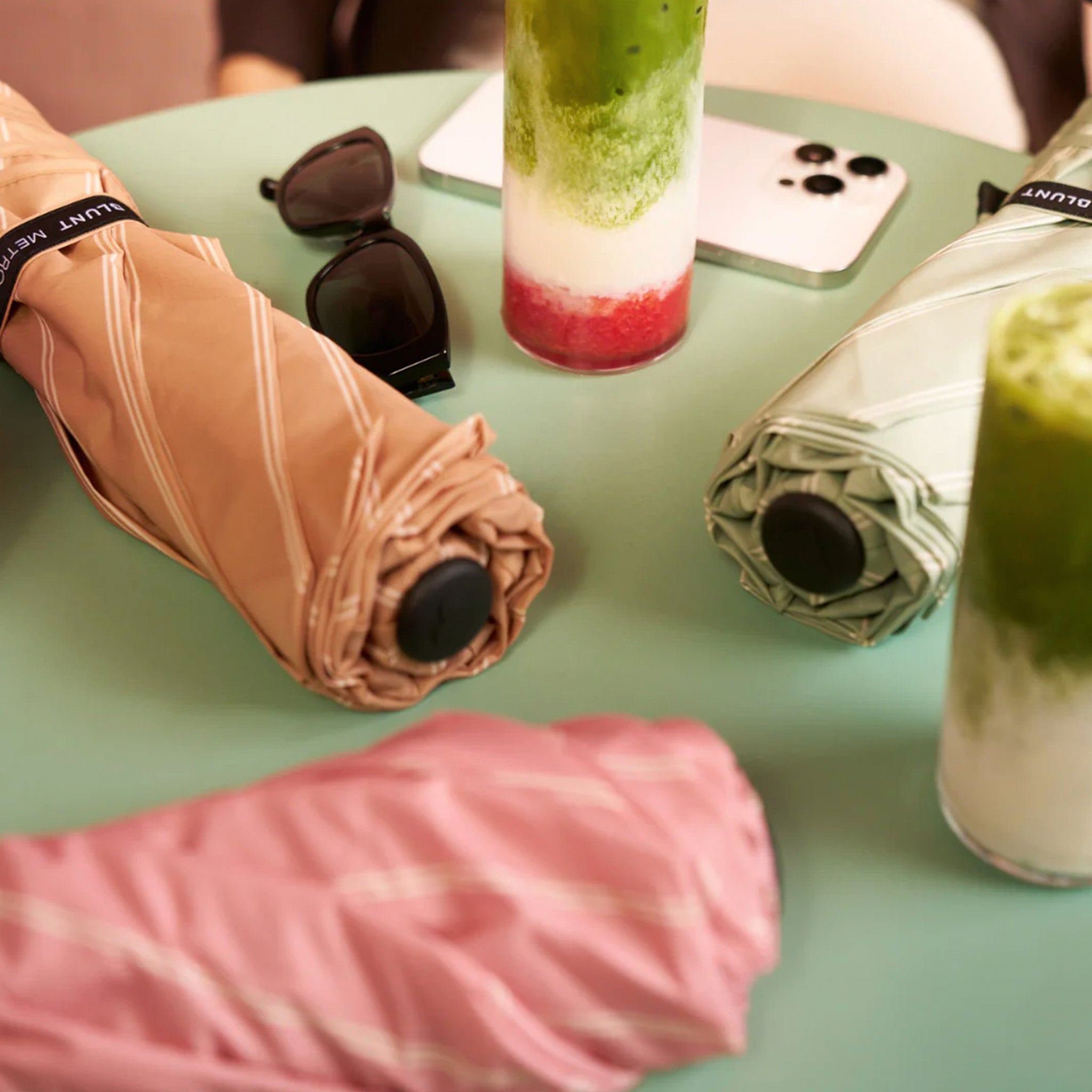 Blunt Metro Umbrella - Latte Limited Edition