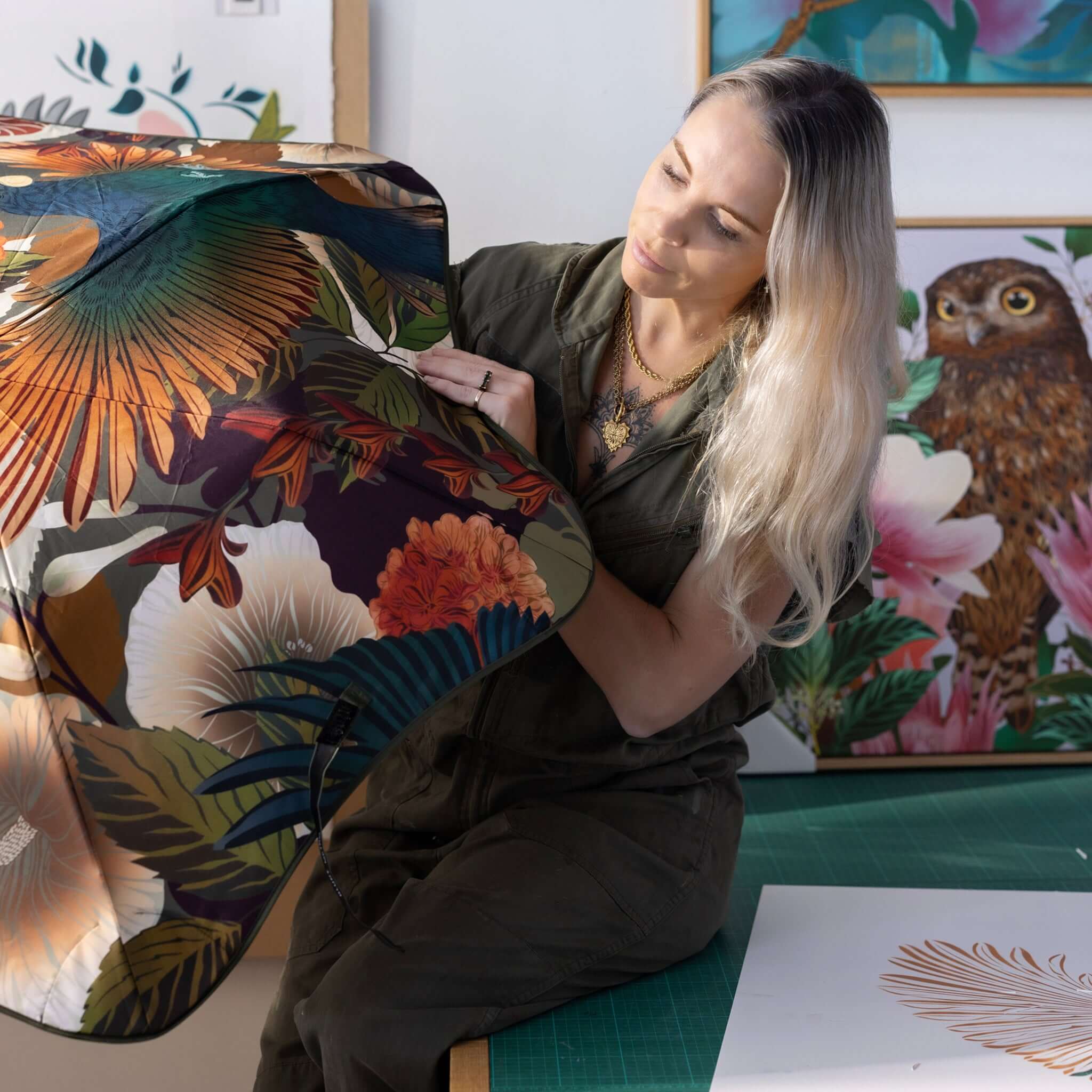 Blunt Metro Umbrella Flox 2026 Limited Edition featuring beautiful design and vibrant native New Zealand flora.