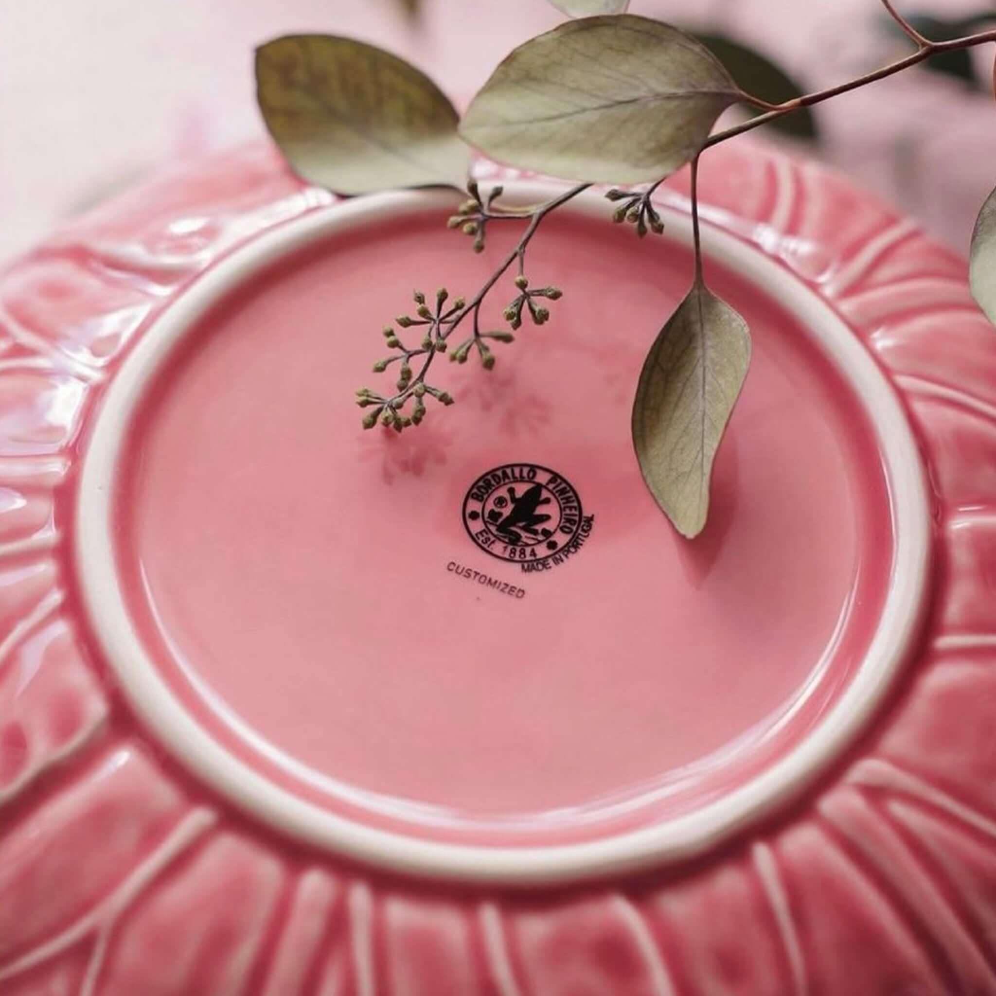 Bordallo Pinheiro Ceramic Dinner Plate 26.5cm - Pink Cabbage underside detail with logo and foliage decoration.