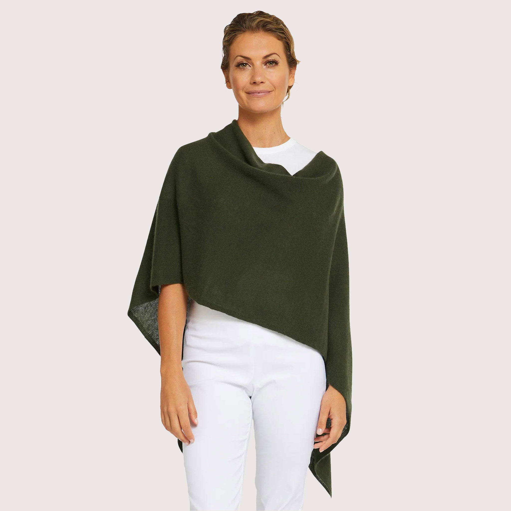 Esperance & Co Classic Cashmere Topper - Olive