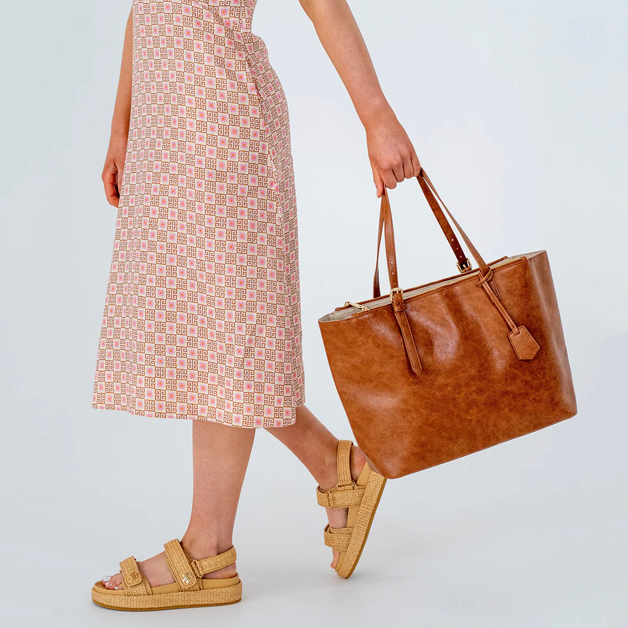 Elms+King Carmine Tote - Tan & Oyster