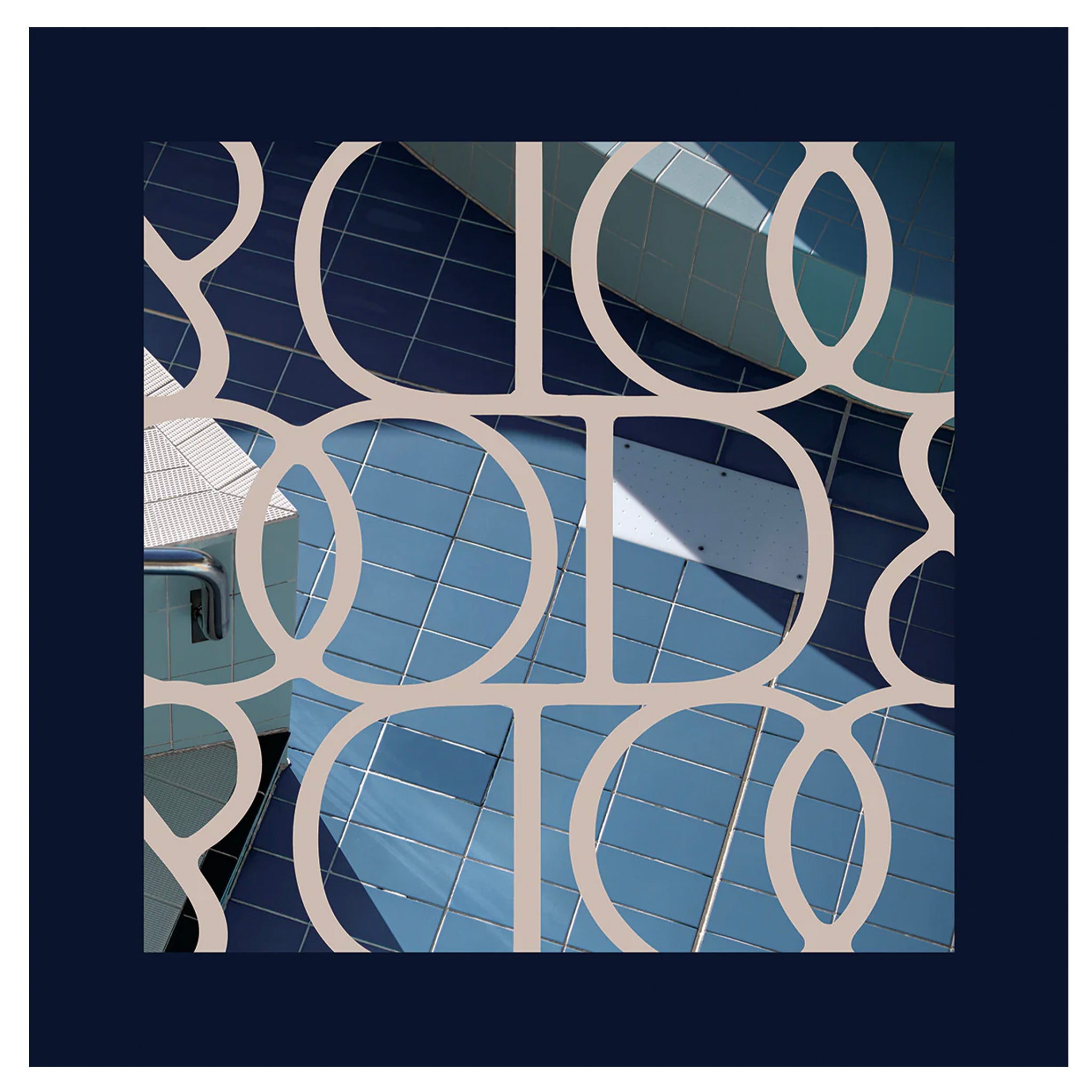 Decorative metal SCARF with geometric pattern on a blue background