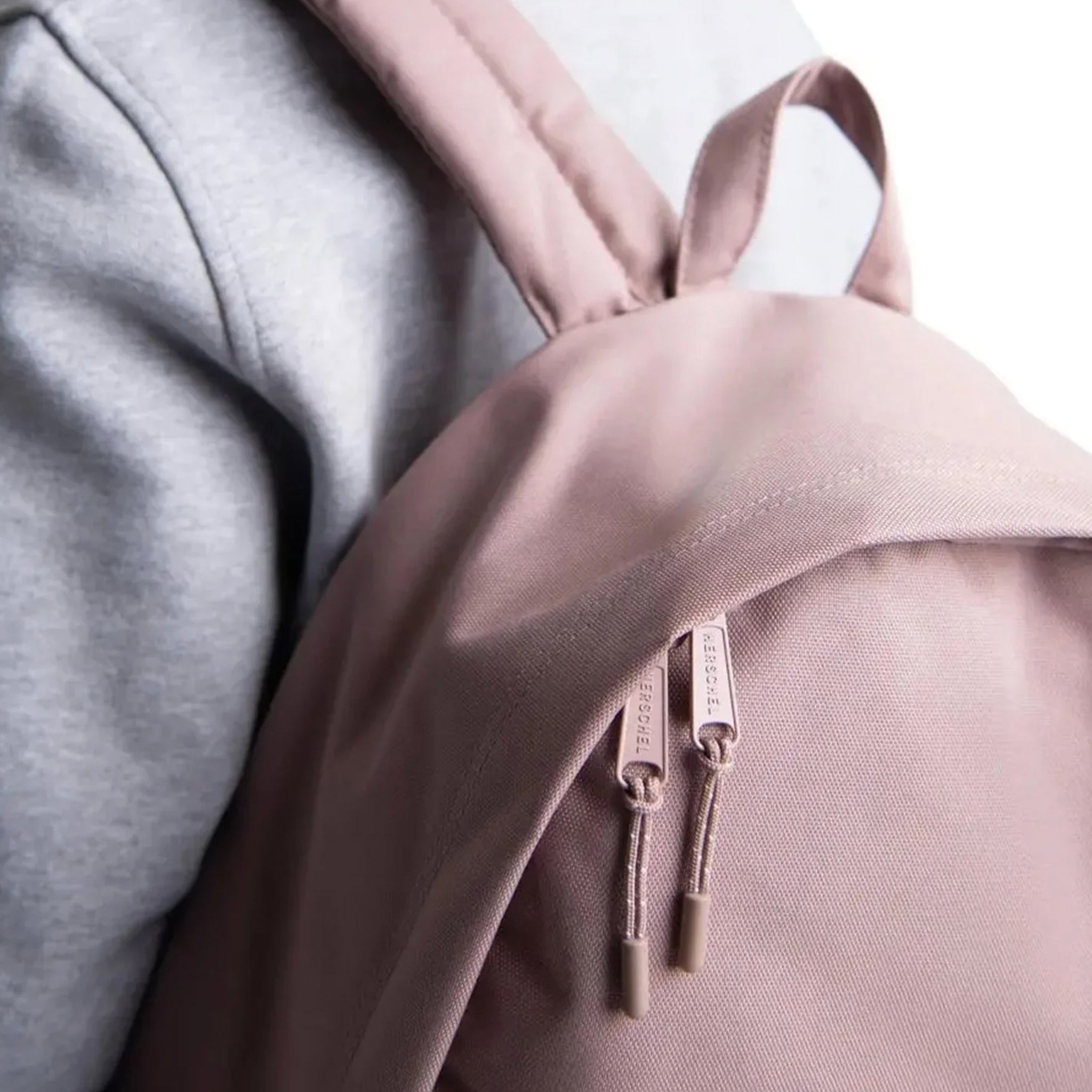 Herschel Supply Co. Classic XL Backpack - Ash Rose