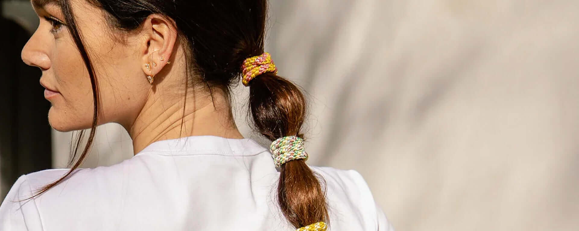 Alt Tag: Kknekki Hair Tie - Mix Grass Green Glitter woven glitter hair tie on ponytail, no-damage strong hold, waterproof fade-resistant