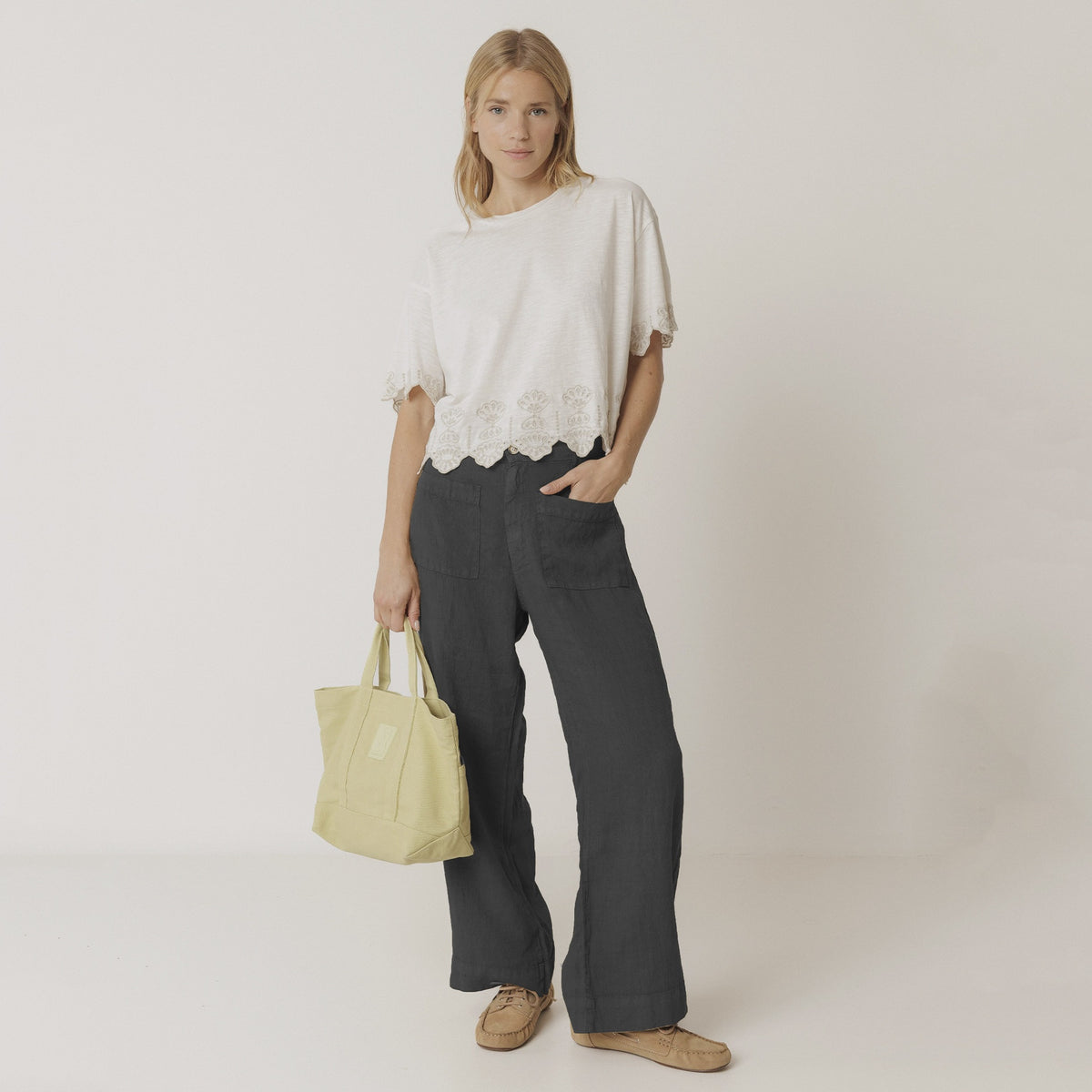 Indi & Cold Flowy Linen Pants - Carbon
