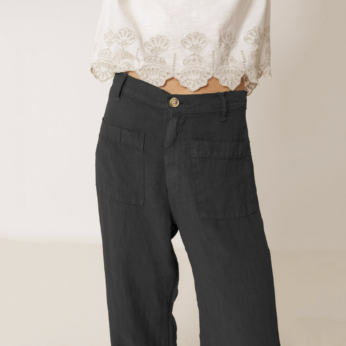 Indi & Cold Flowy Linen Pants - Carbon