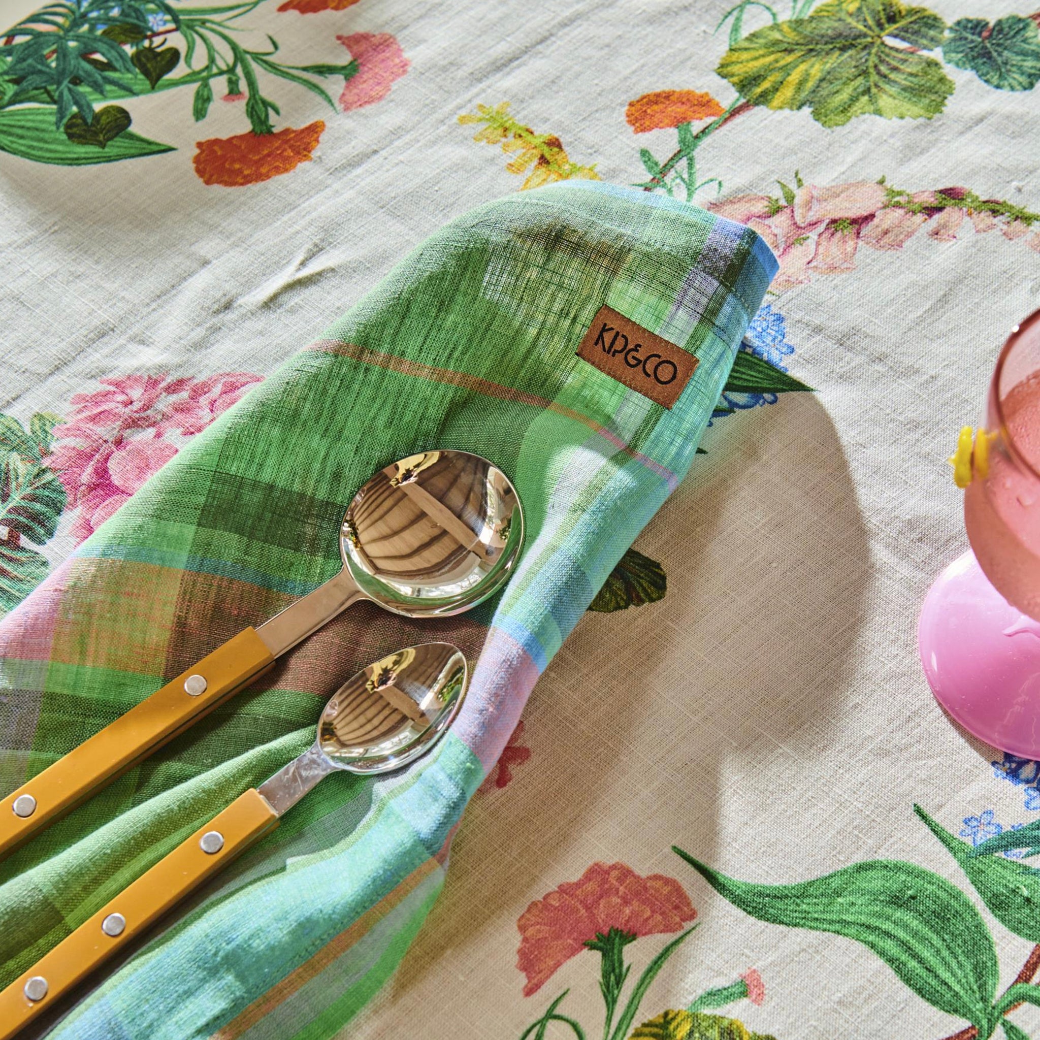 Kip & Co Linen Tablecloth - Bouquet Beauty