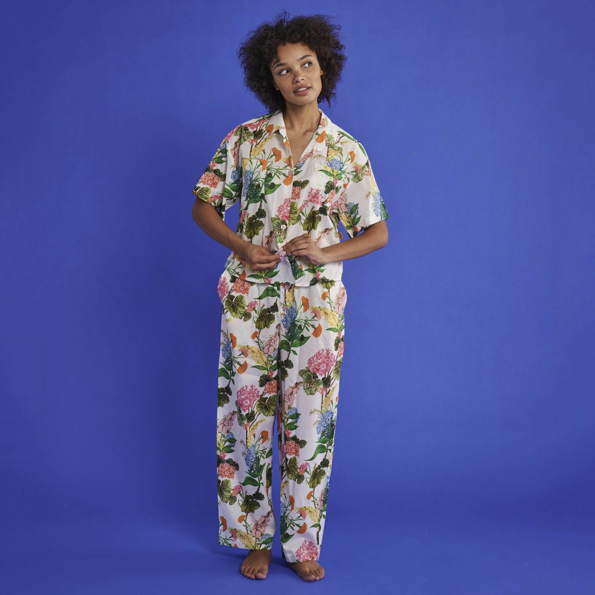 Kip & Co Organic Cotton Short Sleeve Shirt & Pant Pyjama Set - Bouquet Beauty