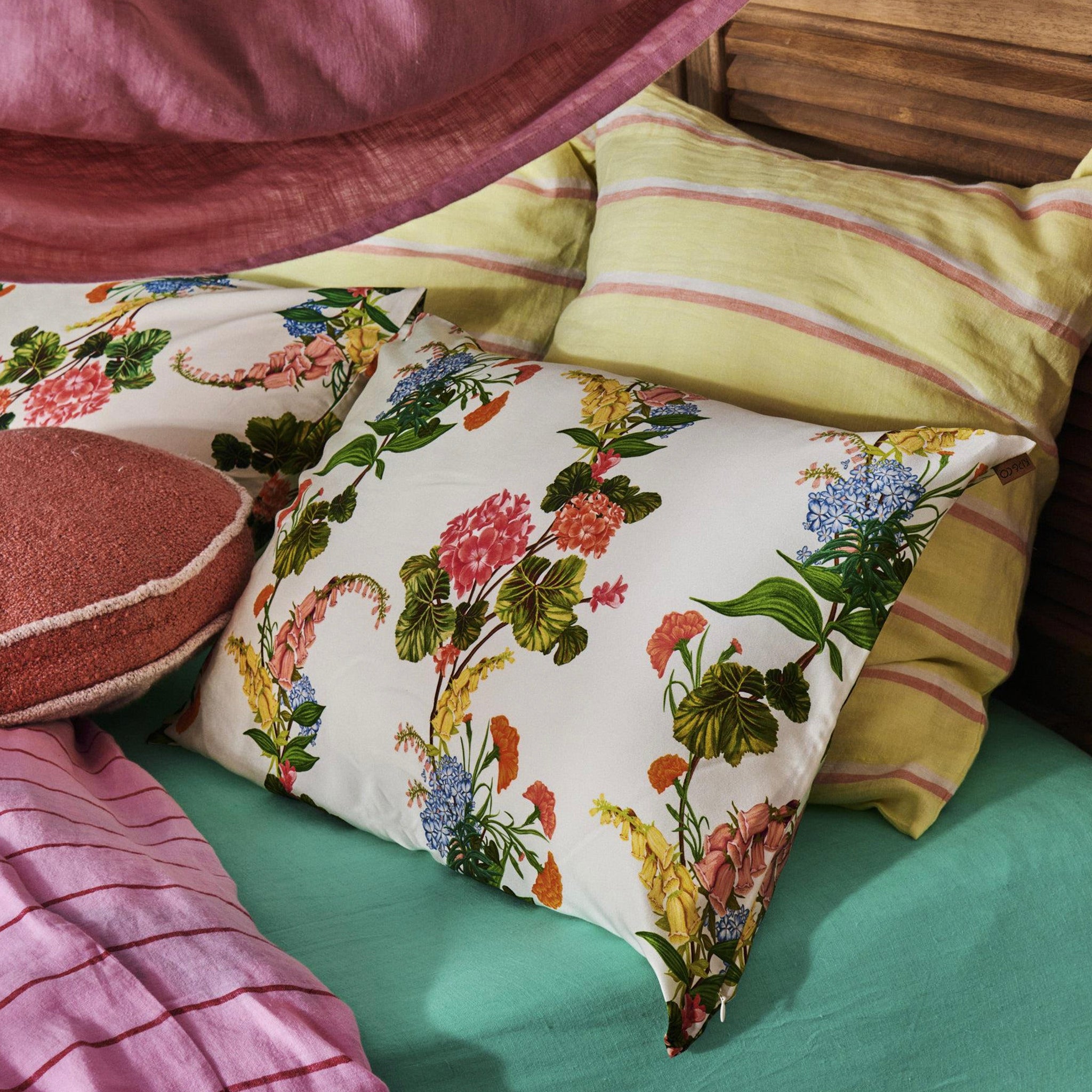 Kip & Co Silk Pillowslip - Bouquet Beauty