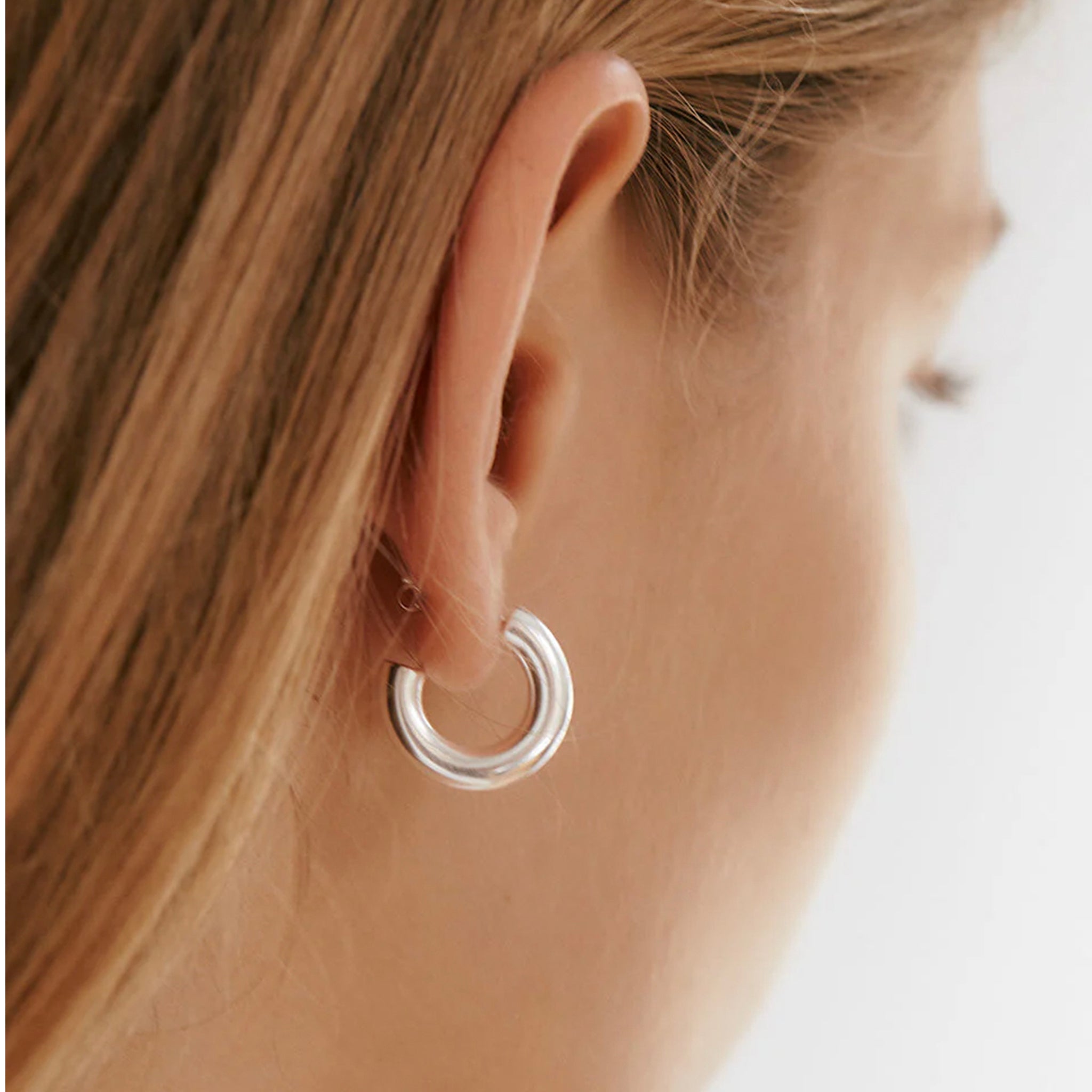 Kirstin Ash Roam Collection Jardin Hoop Earrings Medium