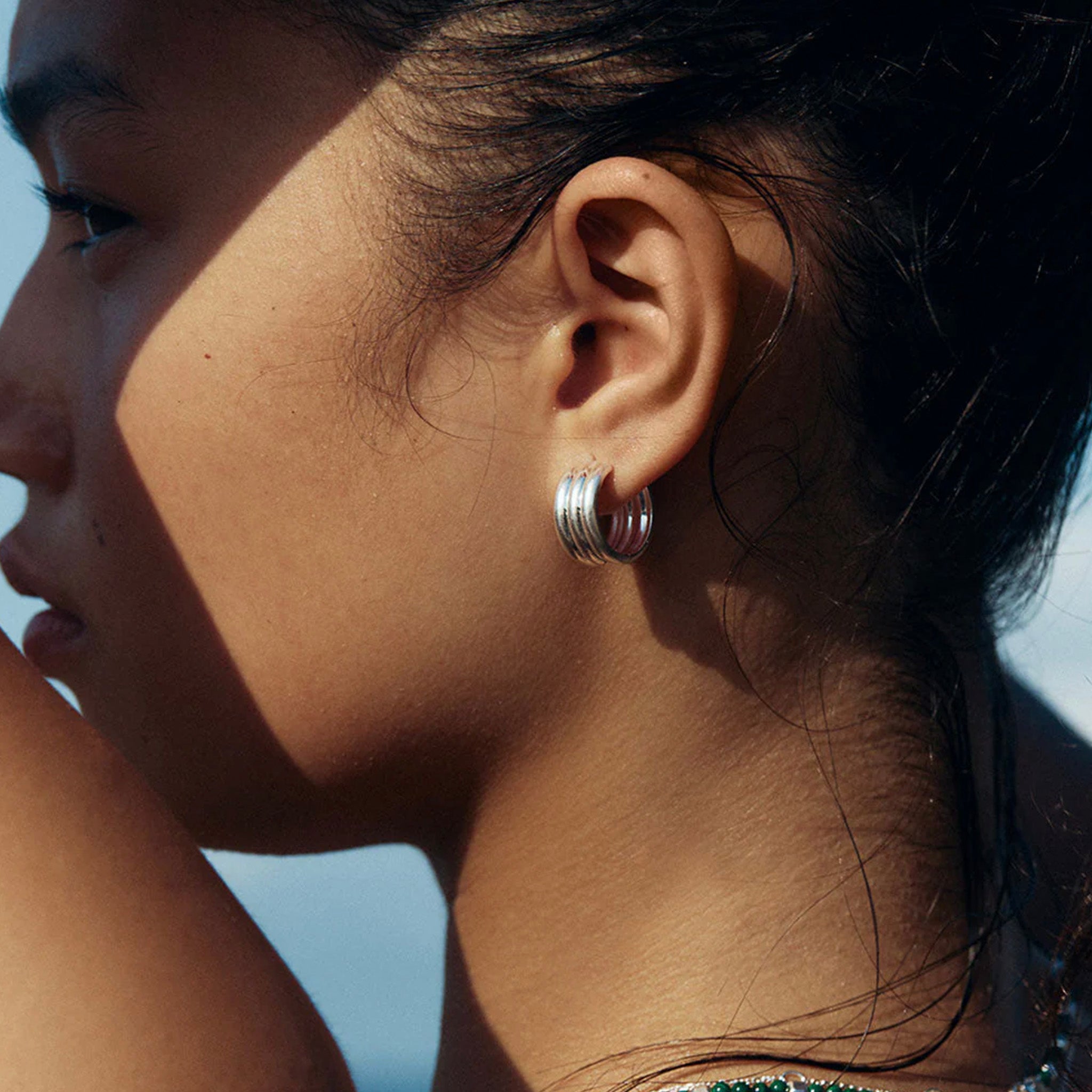 Kirstin Ash Horizon Collection Steadfast Hoops