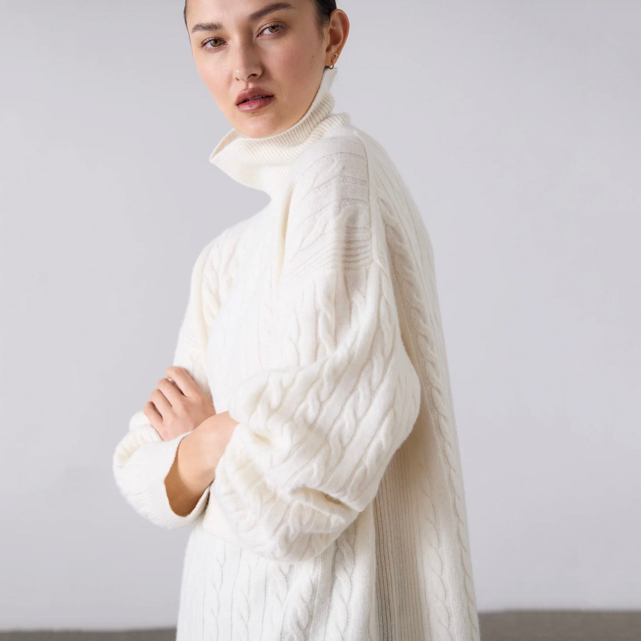 Laing Slouchy Cable Knit Sweater - Cream