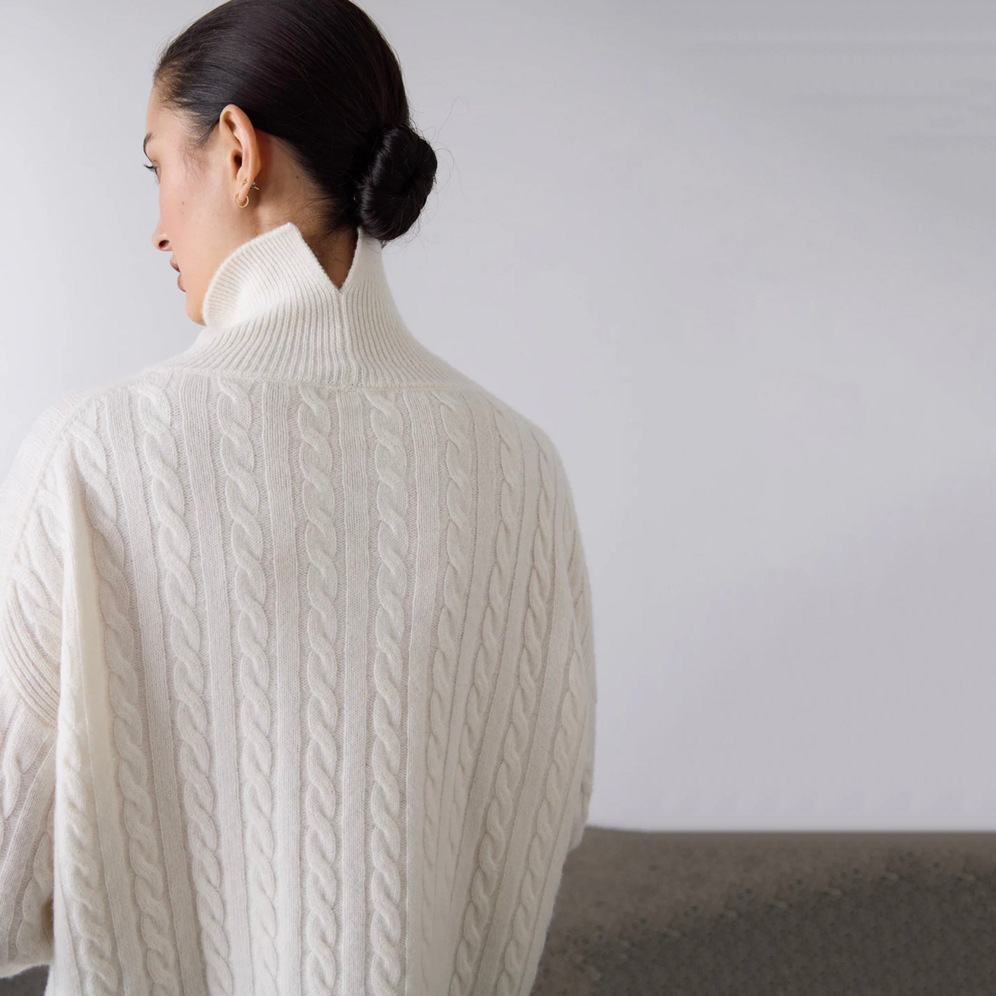 Laing Slouchy Cable Knit Sweater - Cream
