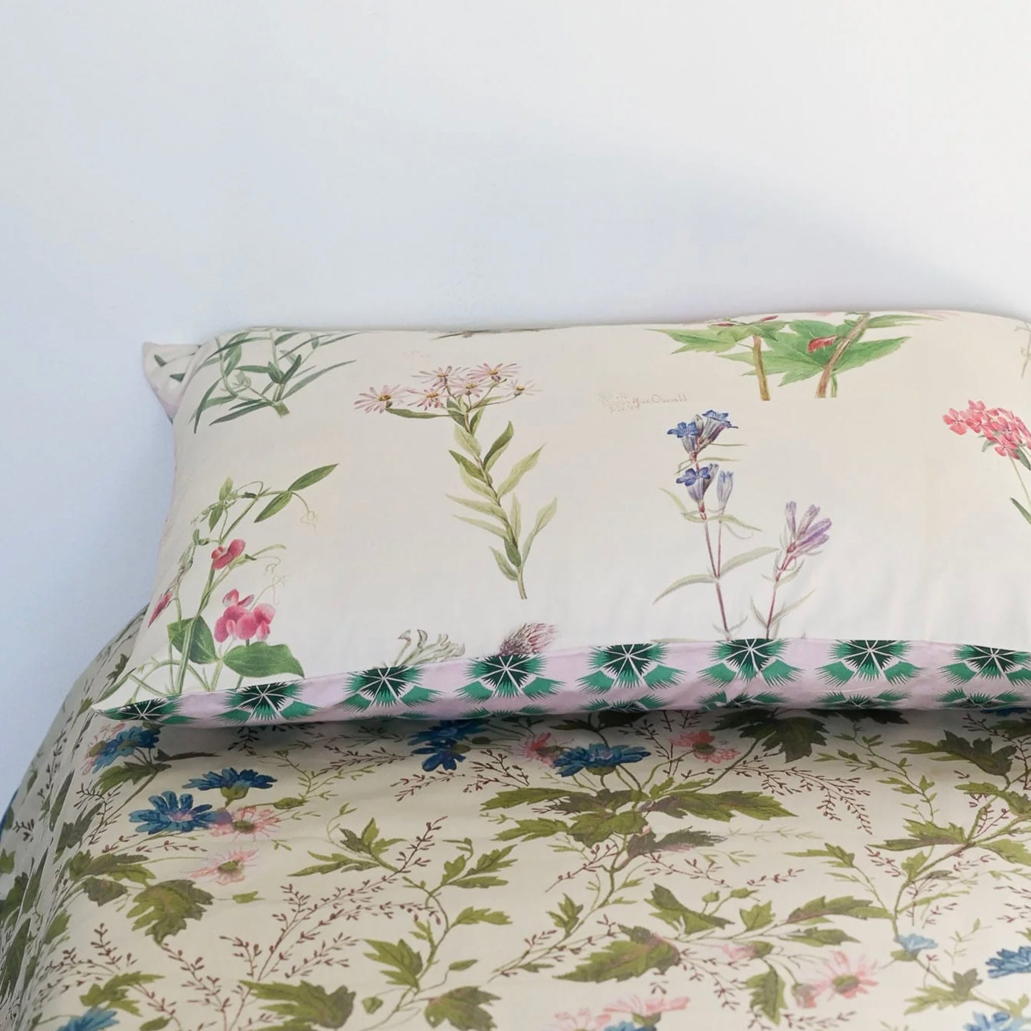 Lazybones Organic Cotton Pillowslip Set - Mary VW