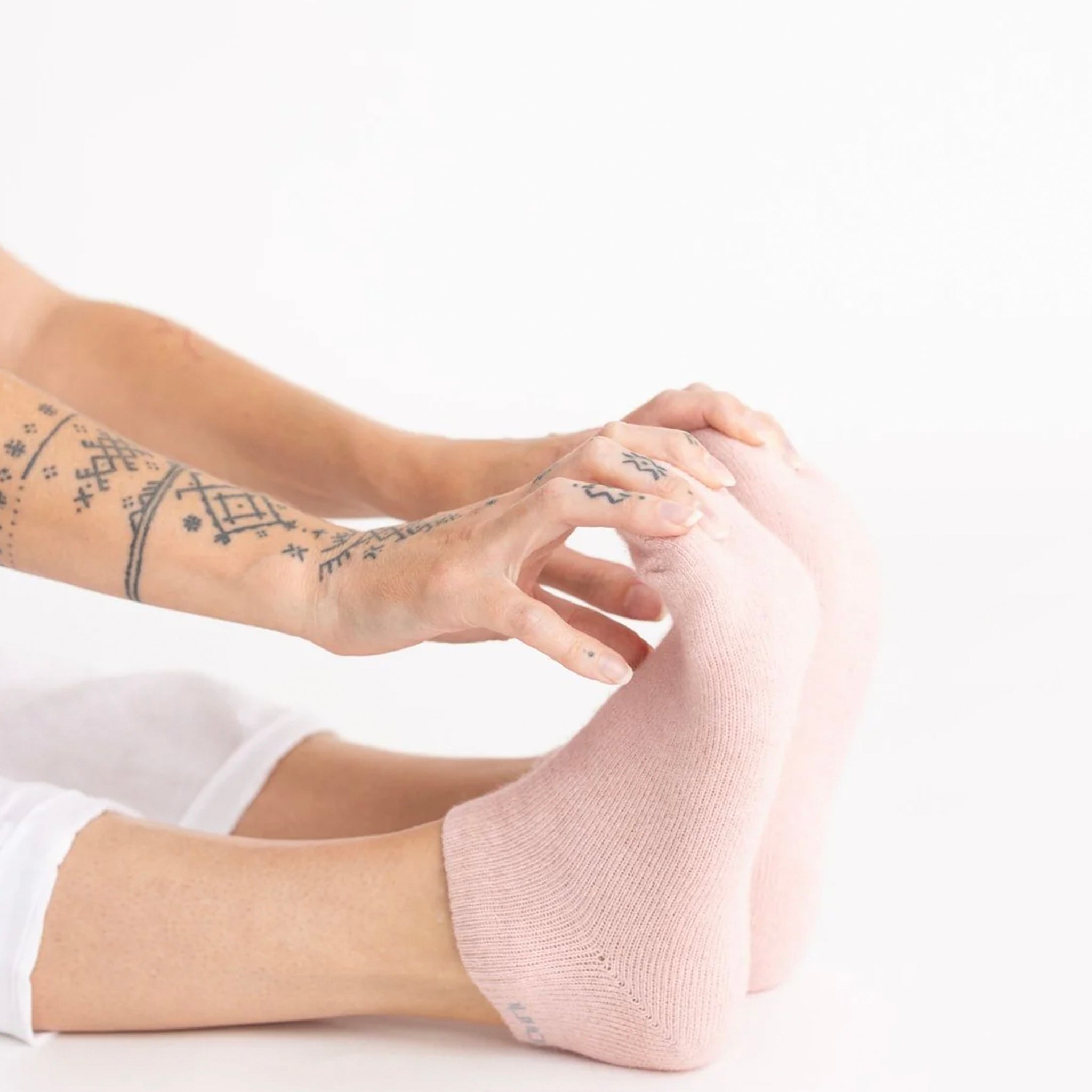 Nooan Napier Possum Merino Hamilton Socks - Rosewater