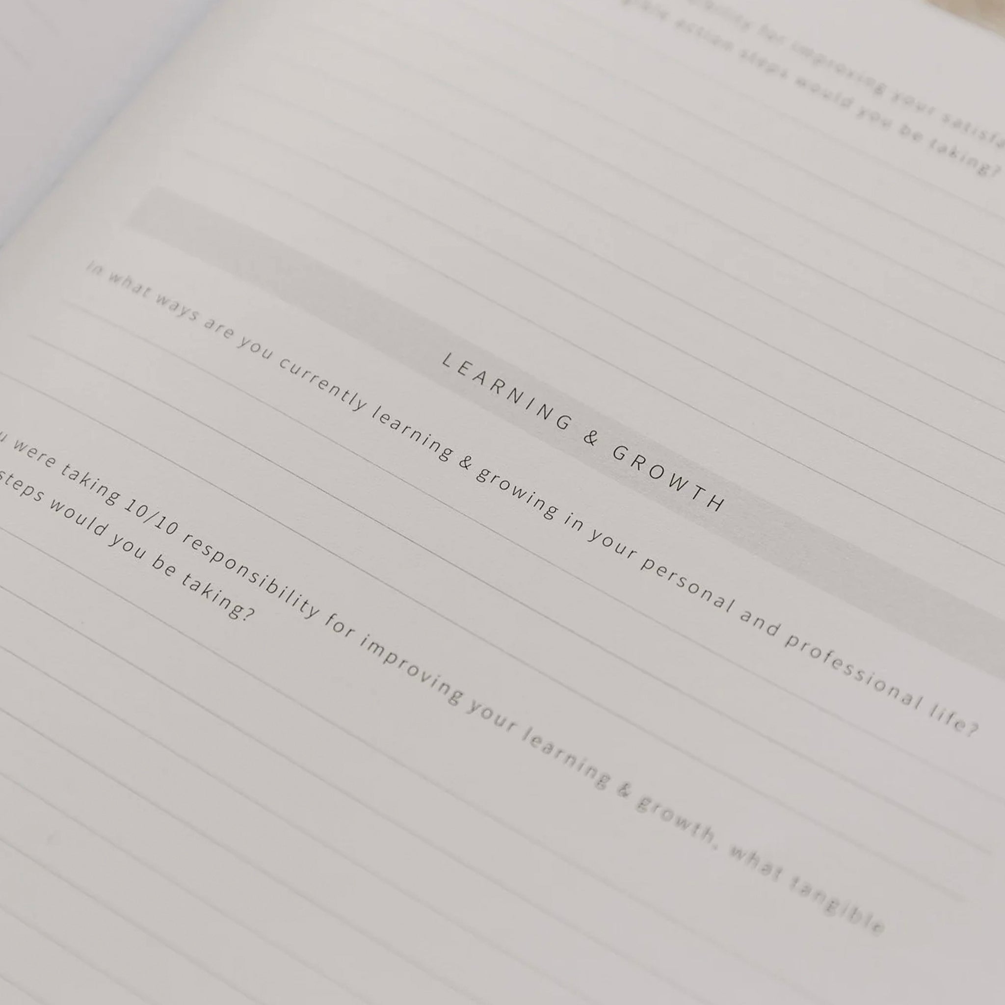 Olive + Page YOU. The Well-being Journal – Sand