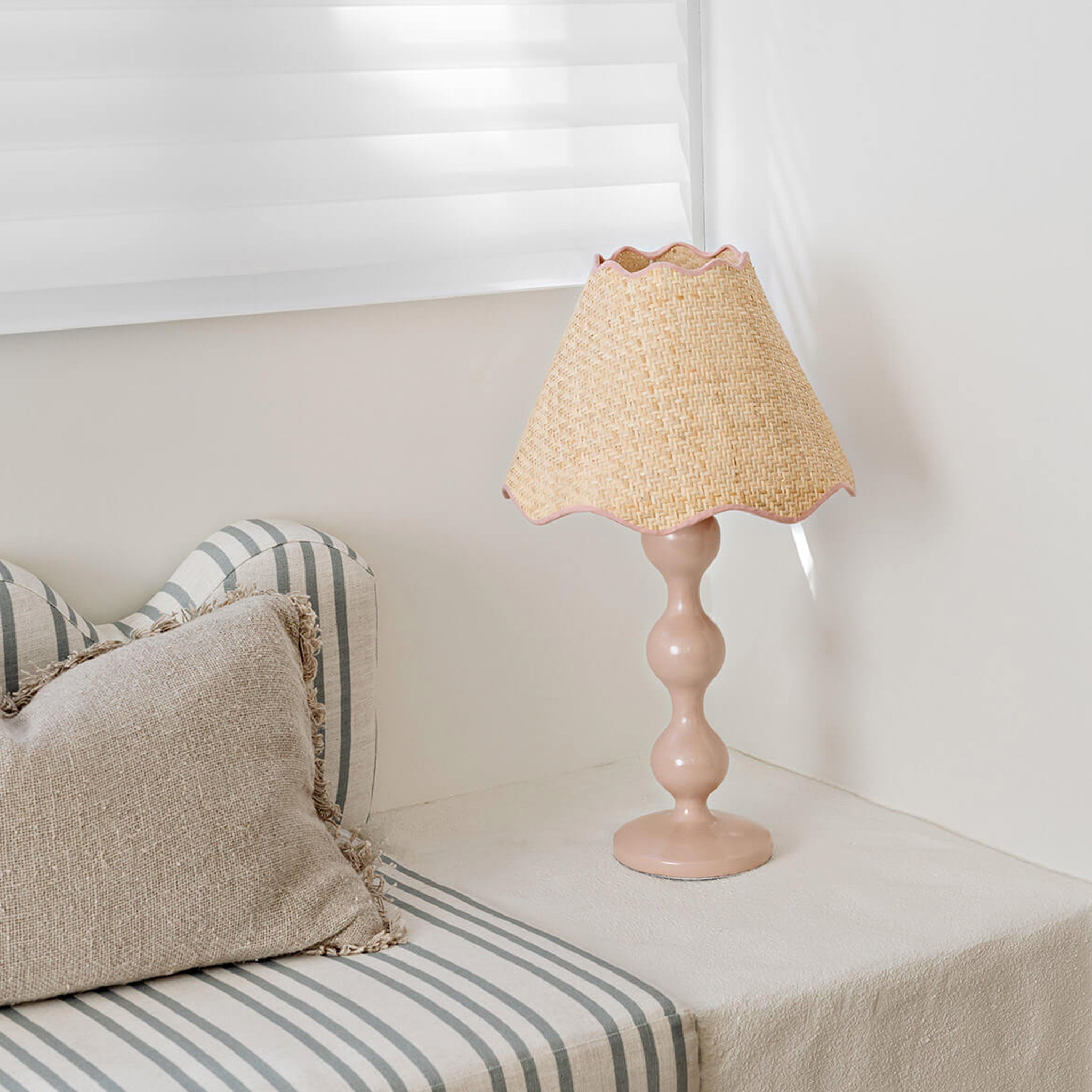 Paola & Joy Evie Table Lamp - Blush