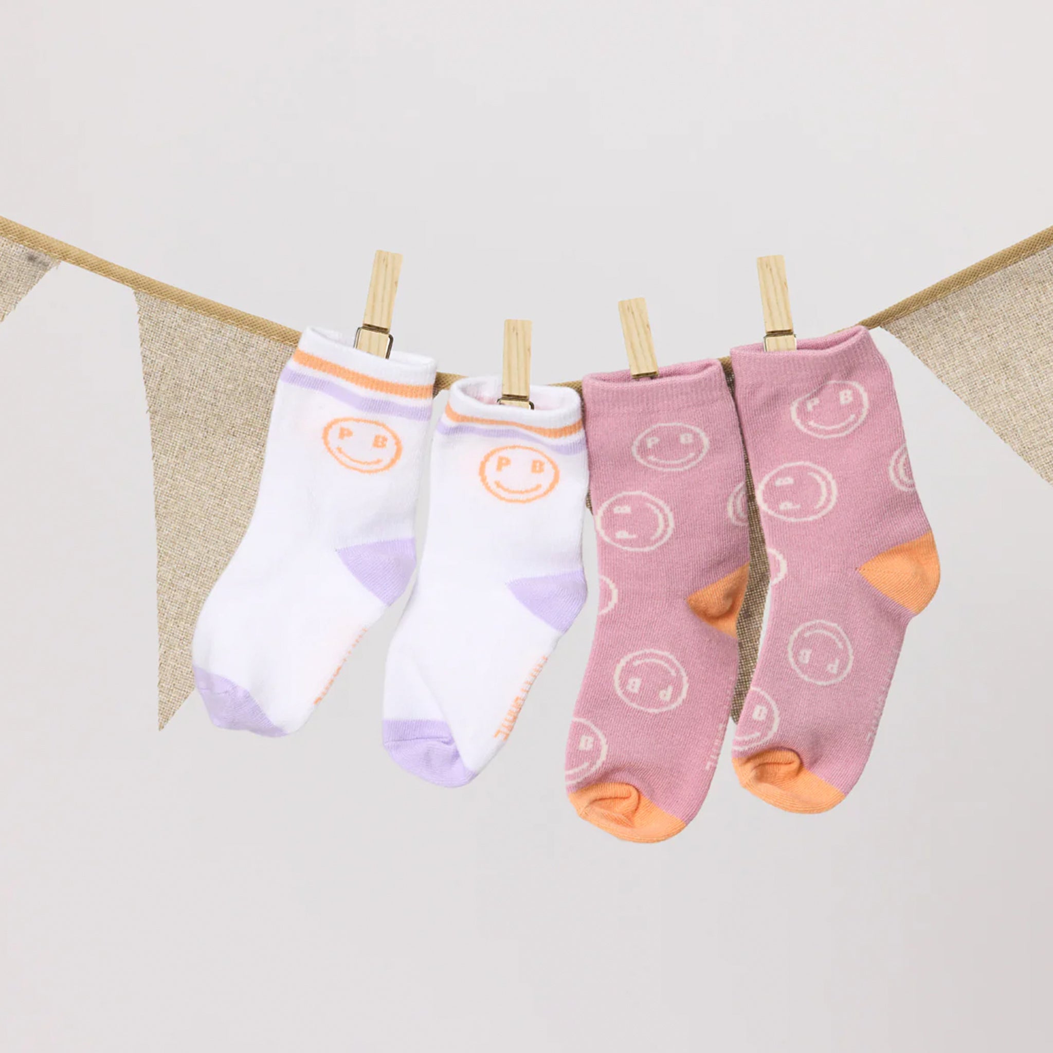 Pretty Brave Smiley Socks 2-Pack - Blush / White