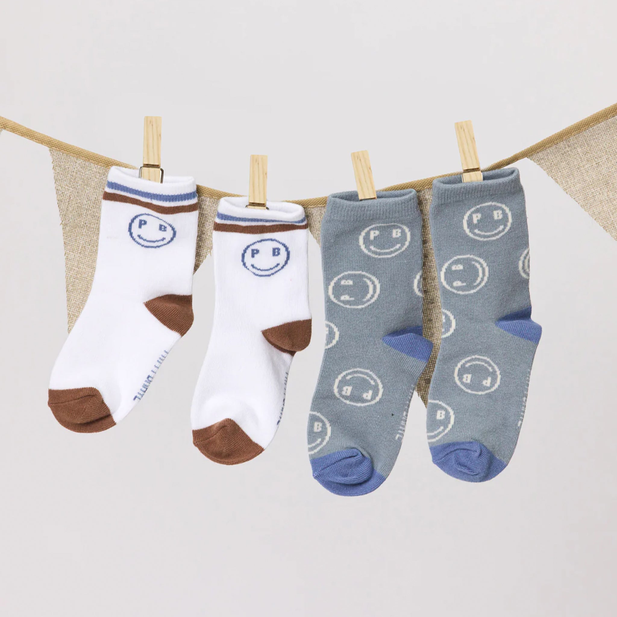 Pretty Brave Smiley Socks Set - Sage / White