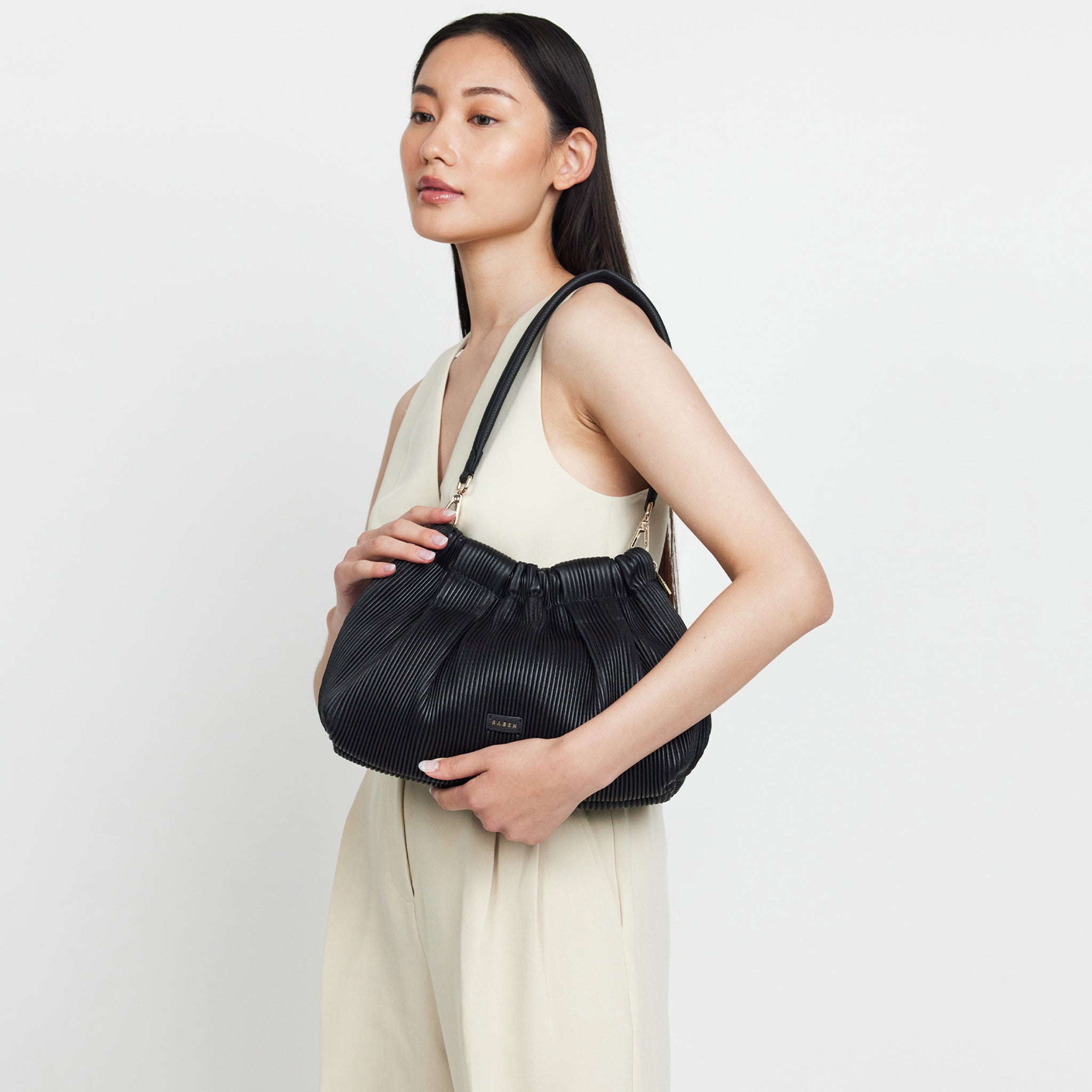 Saben Alya Shoulder Bag - Licorice Pleat