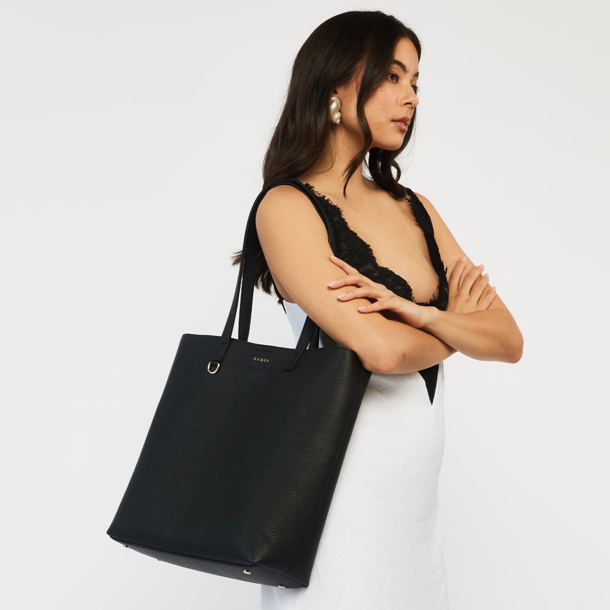 Saben Carter Tote - Black & Tan Chain Print