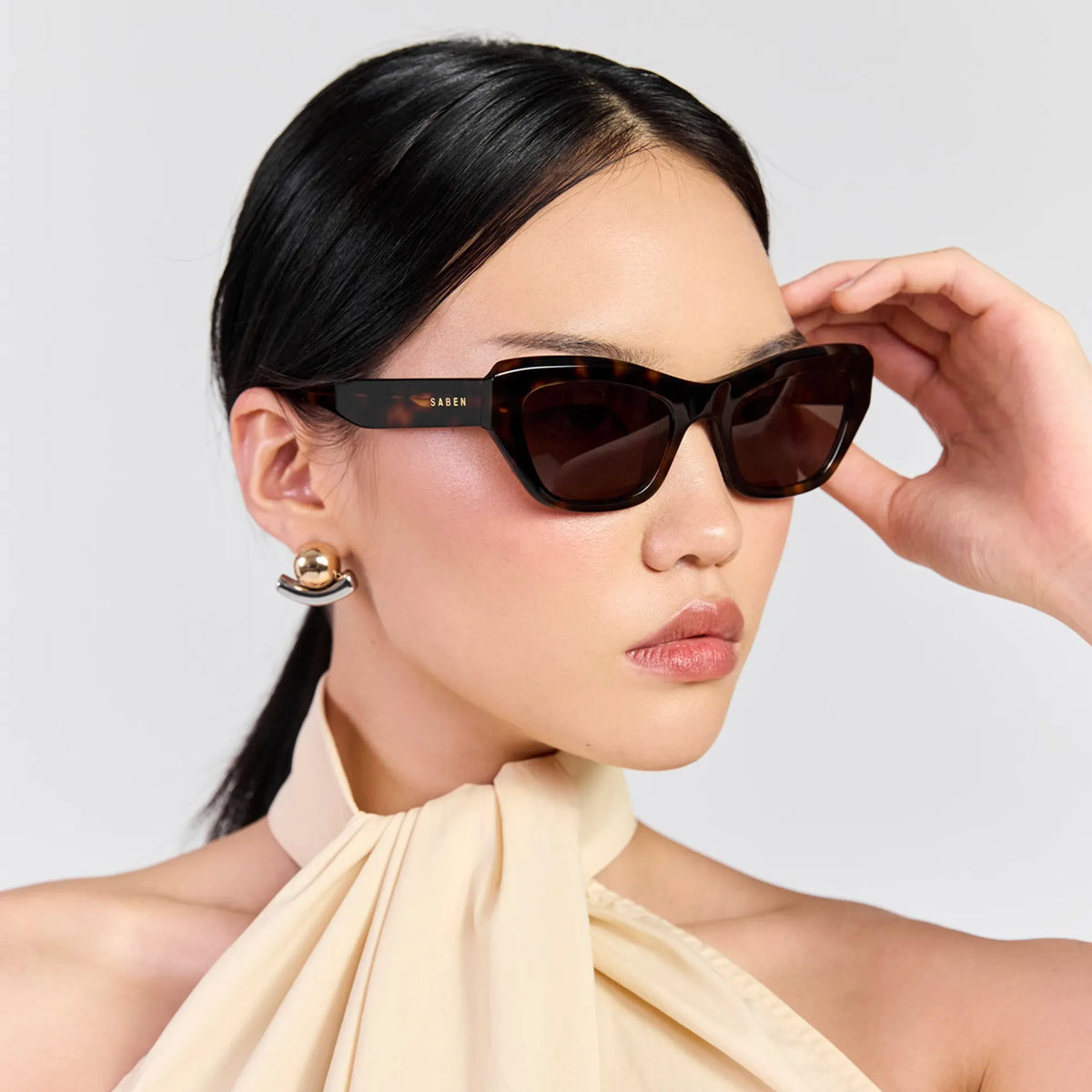 Saben Eyewear Cara Sunglasses in Tortoise - angular rectangular acetate frames with brown lenses