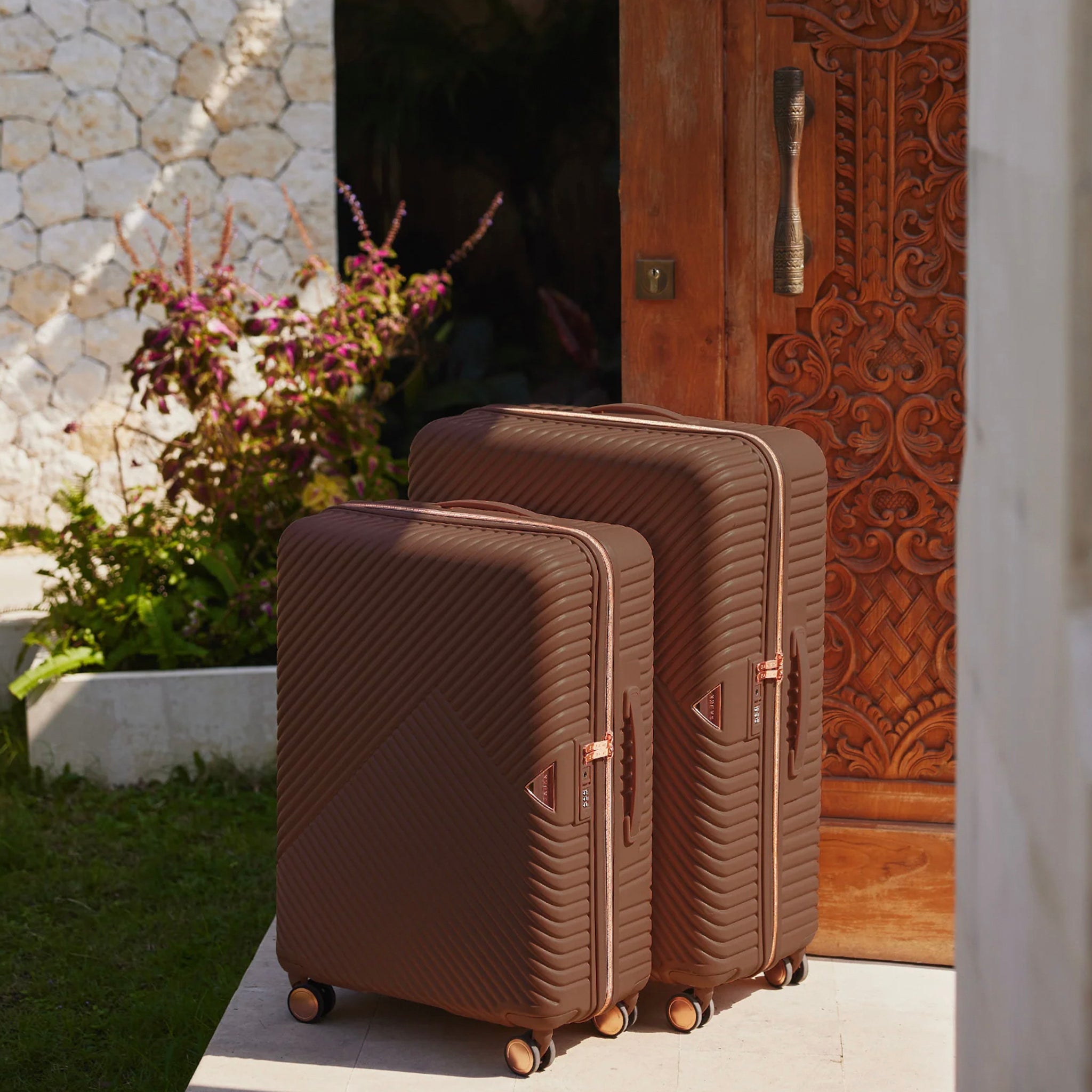 Saben Suitcase Set of Cabin, Medium, Large - Nutshell