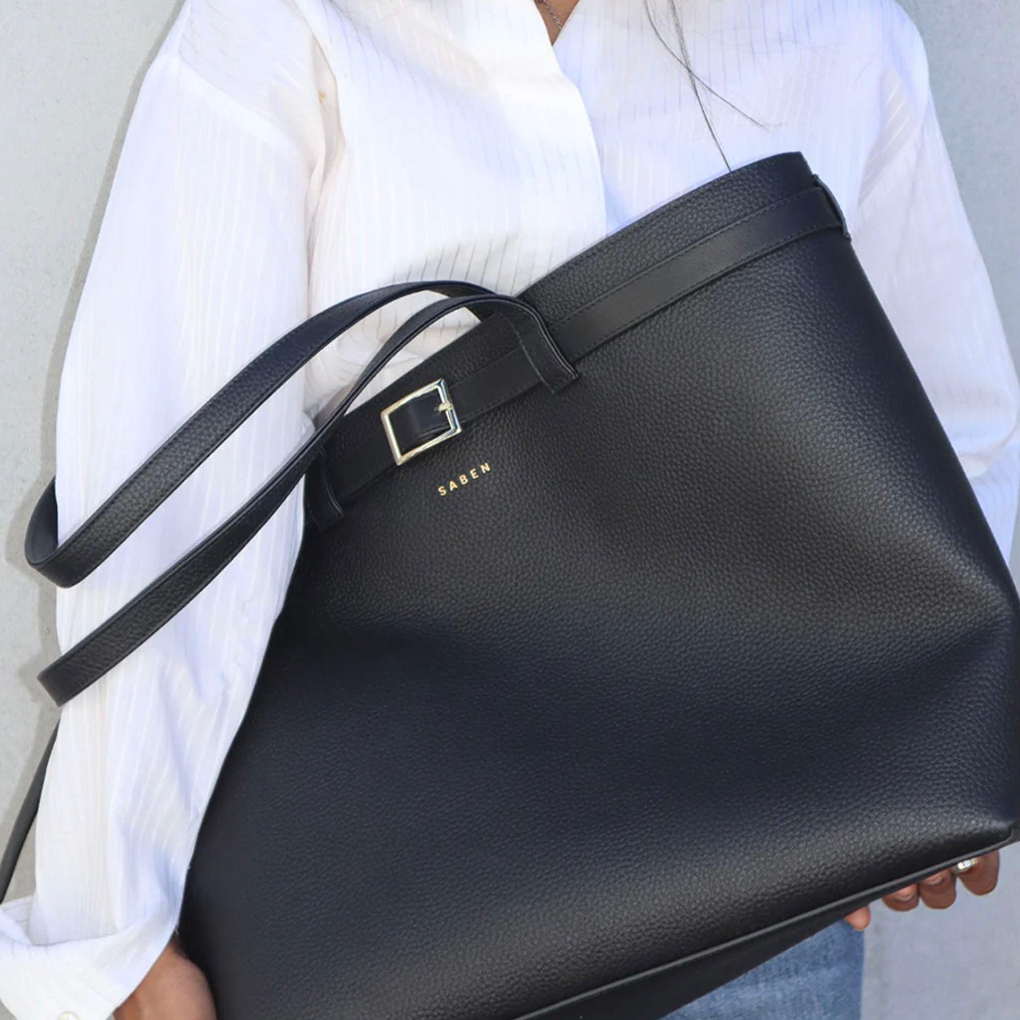 Saben Tia Shoulder Bag - Black & Bronze