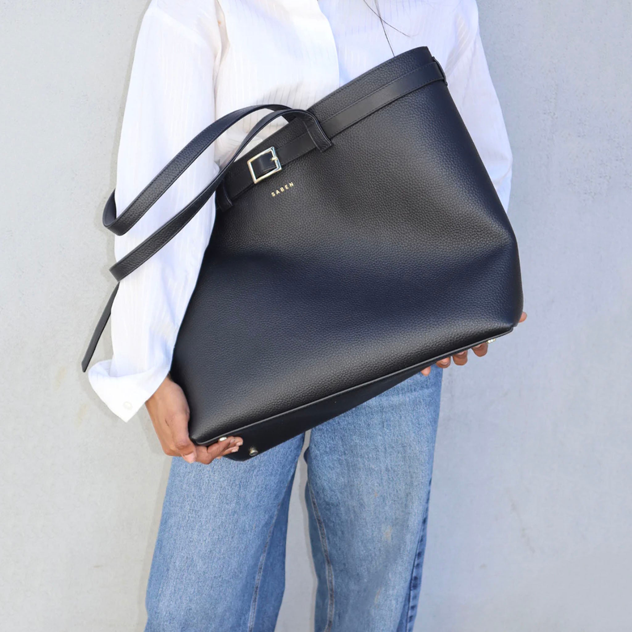 Saben Tia Shoulder Bag - Black & Bronze