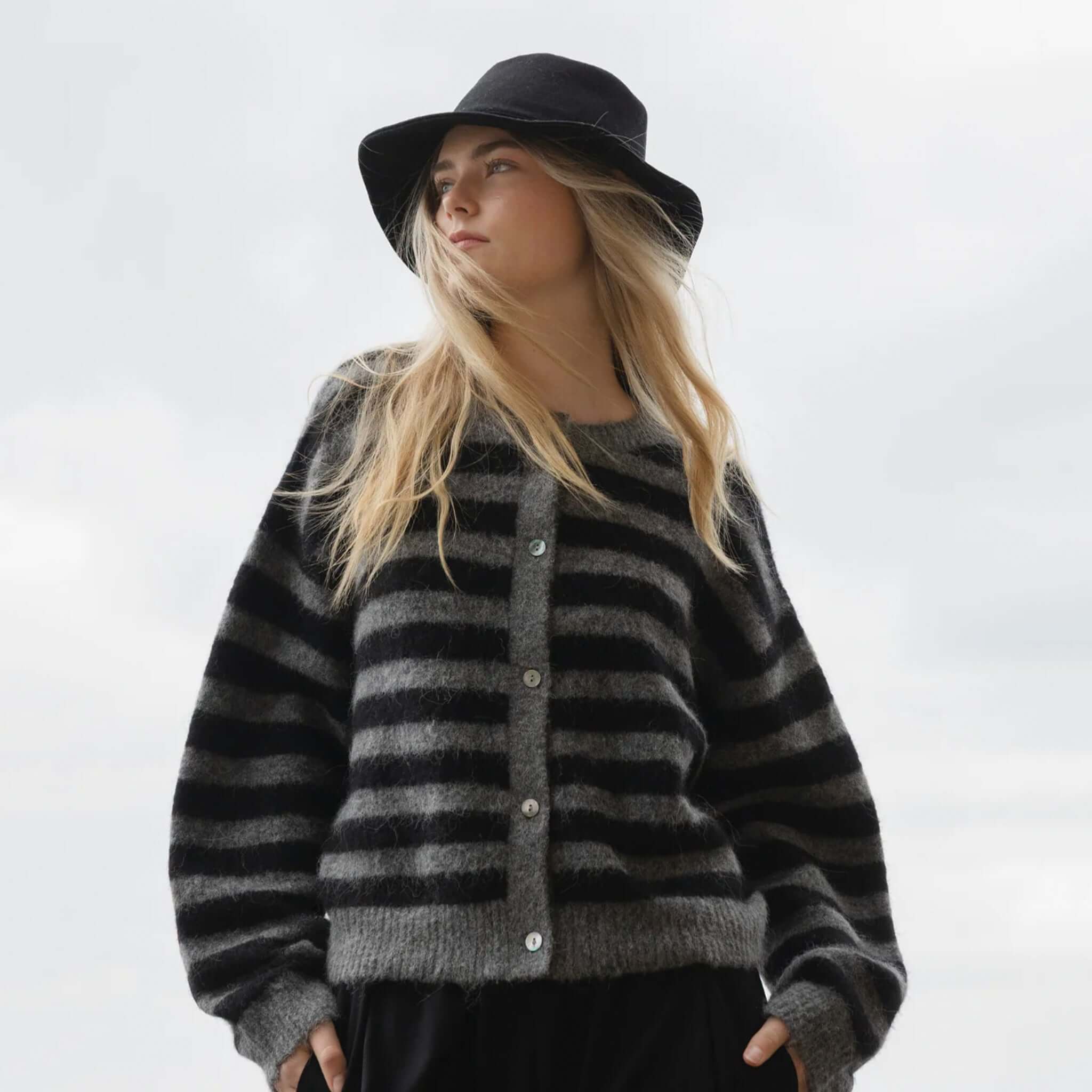 Alt Tag: Sophie Alpaca & Merino Blend Cardigan - Graphite Stripe on model, boxy cropped striped knit cardigan in alpaca merino wool
