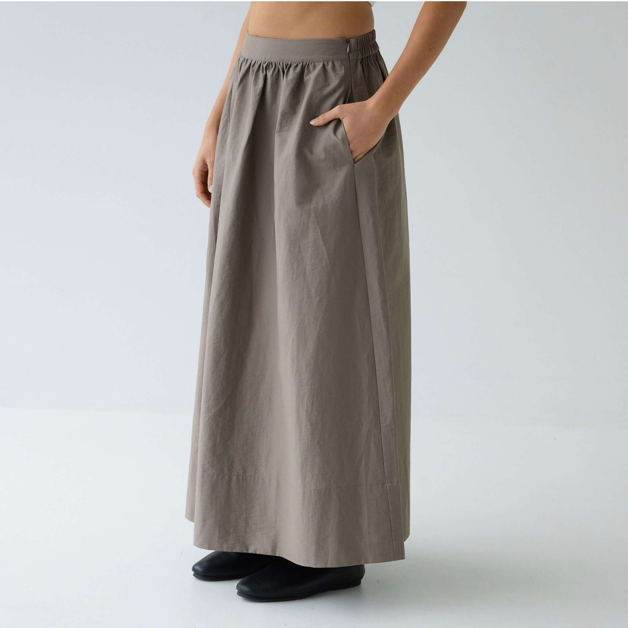 Alt Tag: Sophie Maxi Skirt - Fog relaxed cotton-nylon maxi skirt in fog gray with deep side pockets, easy everyday fit