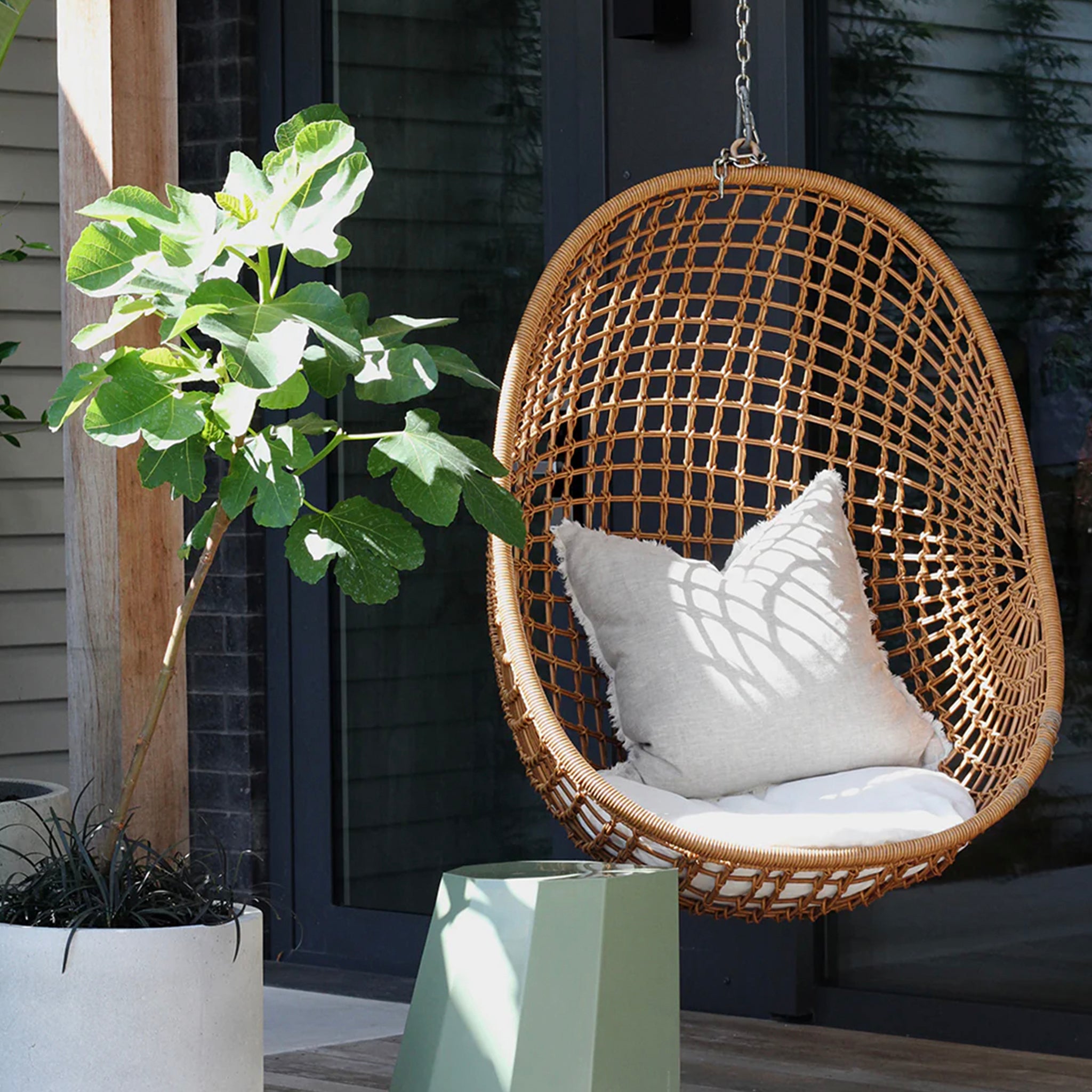 Synthetic Rattan Outdoor Pod Chair - Check Dark Natural