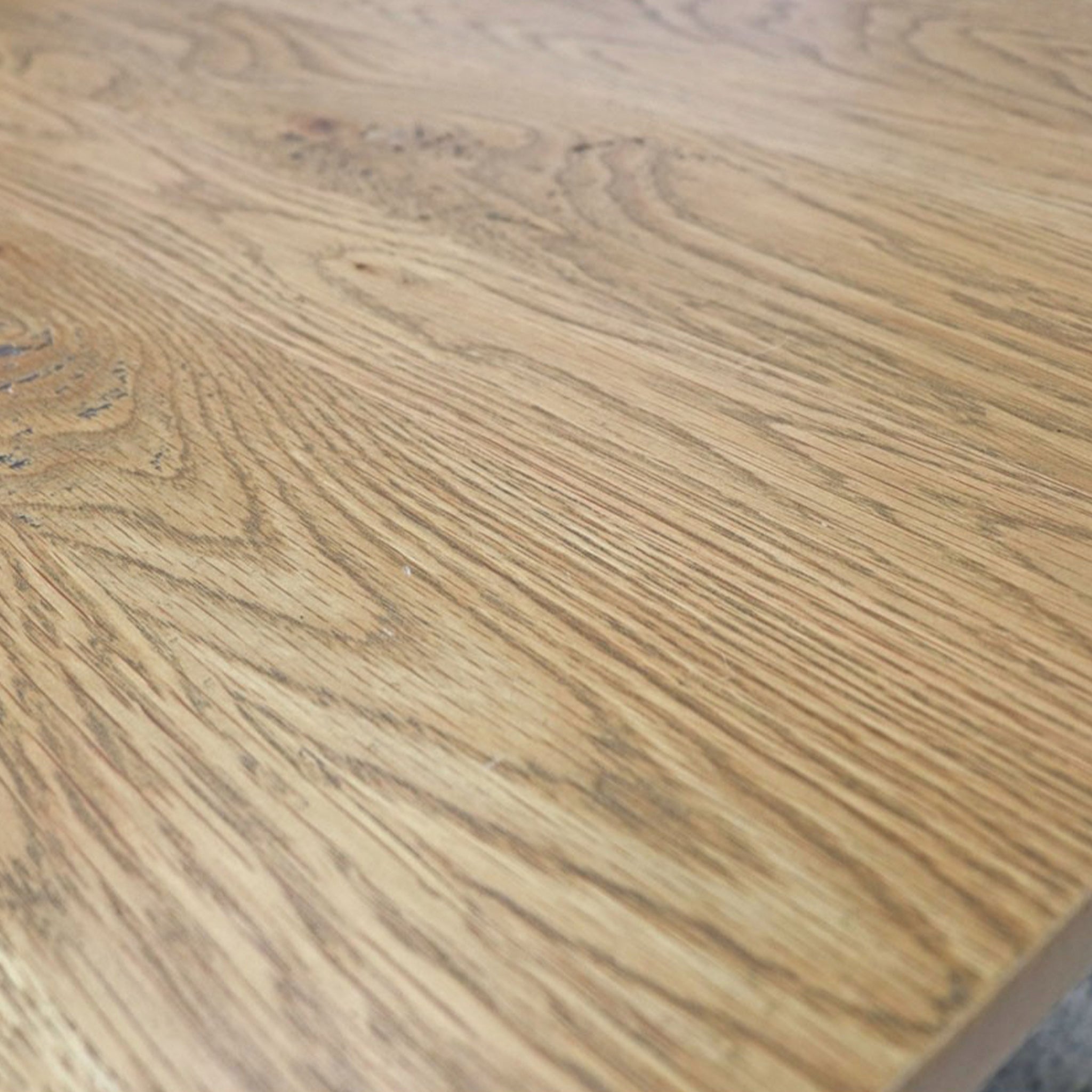 Vassa American Oak Dining Table
