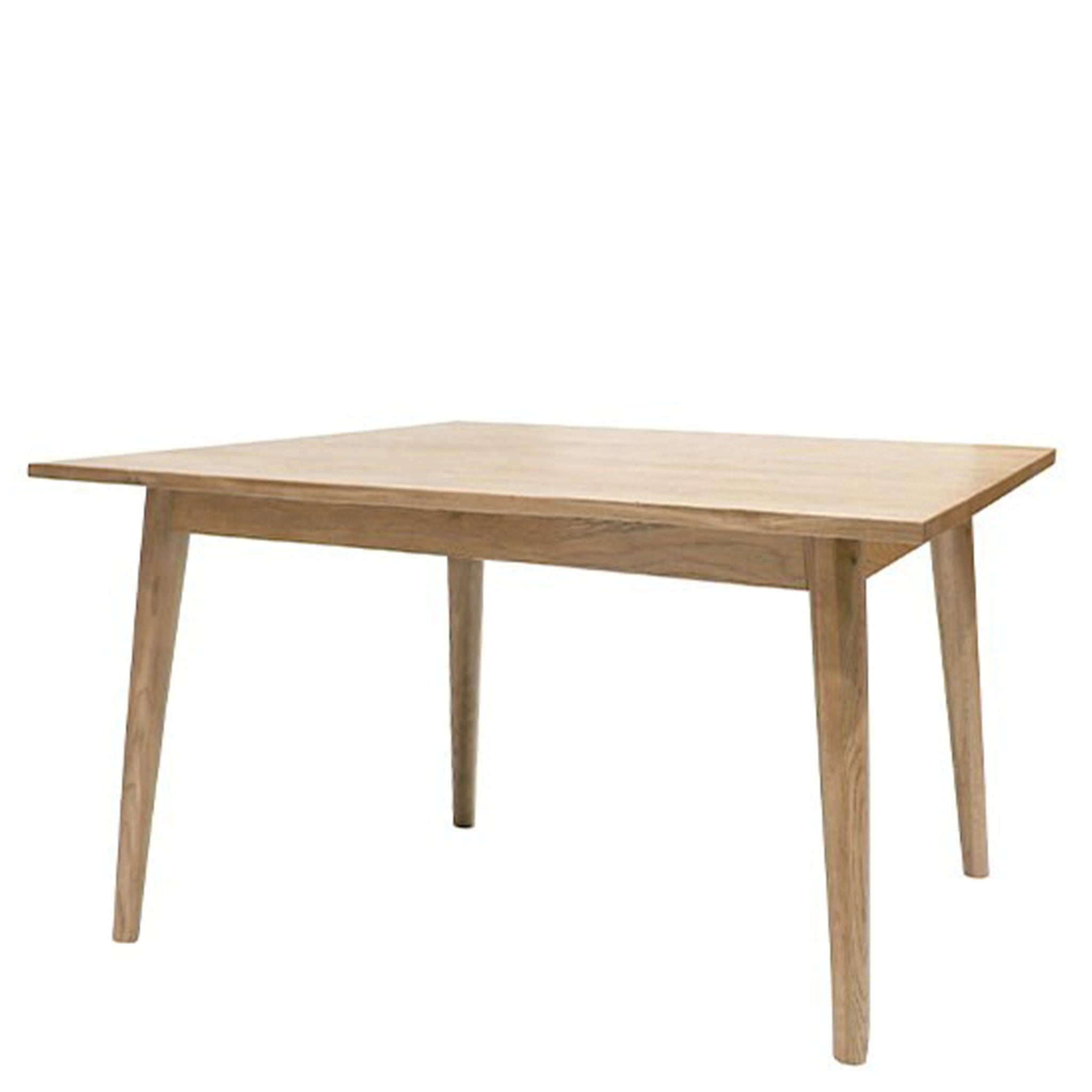 Vassa American Oak Dining Table